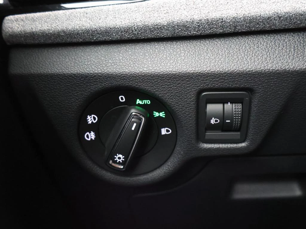 Škoda Kamiq Kamiq Selection 1.0TSI 116PK *AUTOMAAT*CAMERA*PDC*CRUISE*VIRTUAL COCKPIT*APP-CONNECT*...*