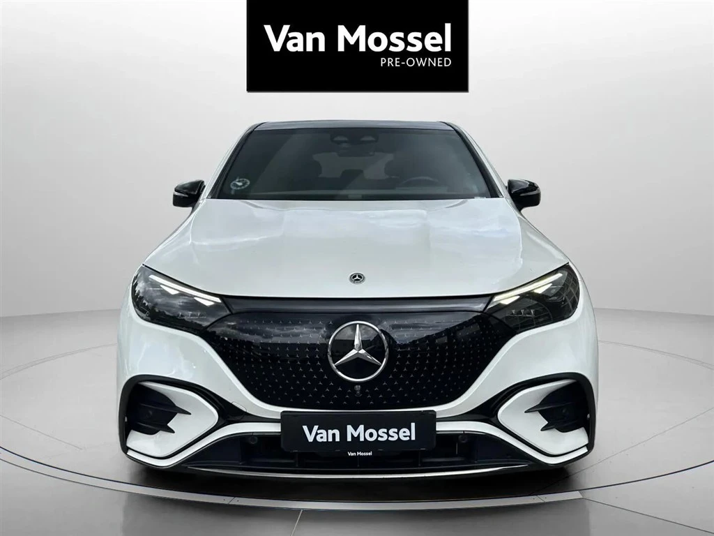 Mercedes-Benz-EQE-image-1