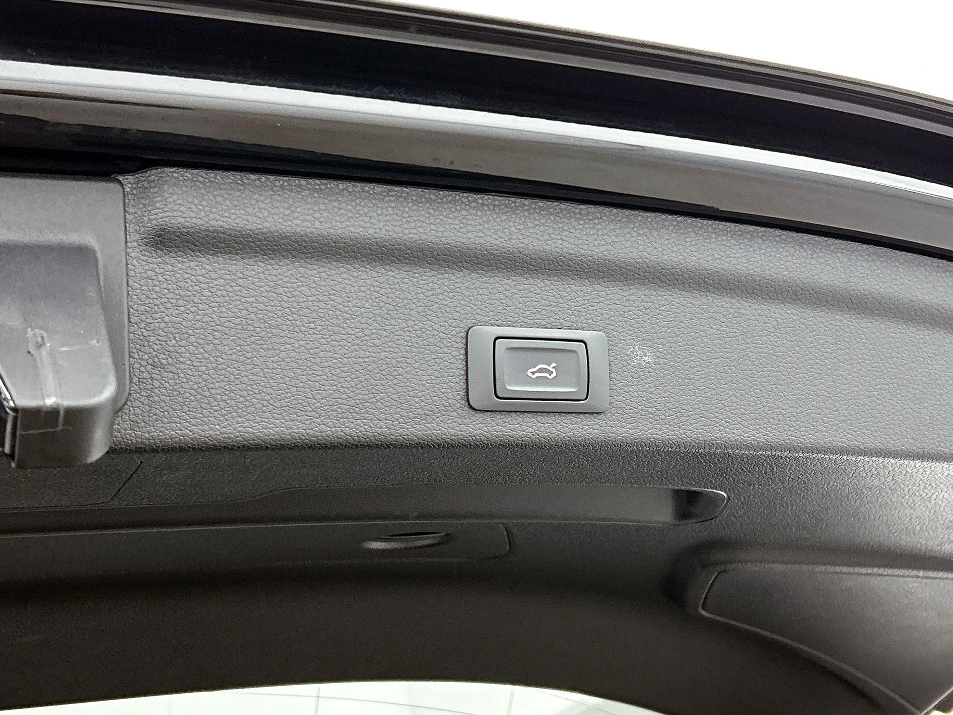 Audi-Q3-image-16