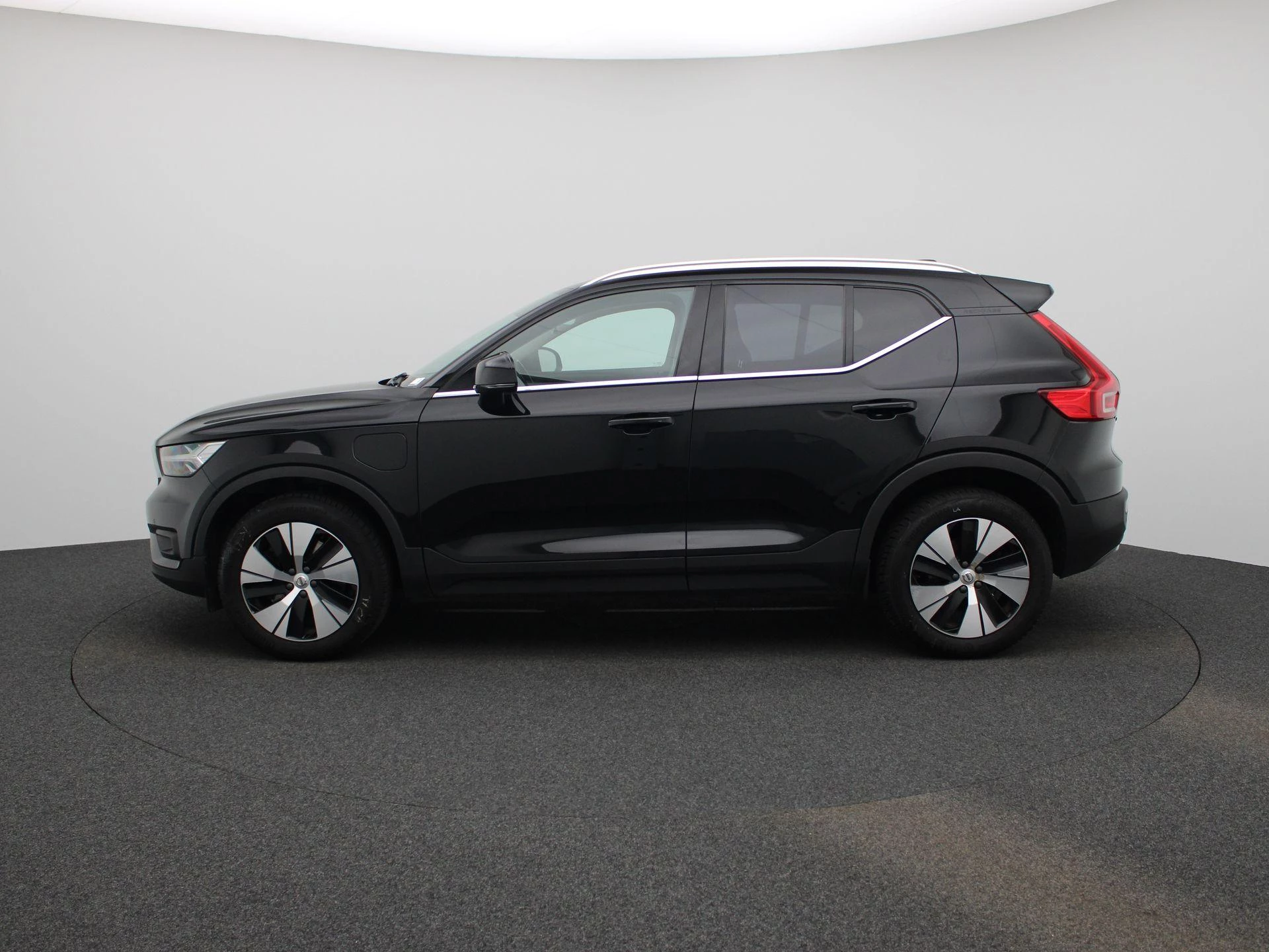 Volvo-XC40-image-5
