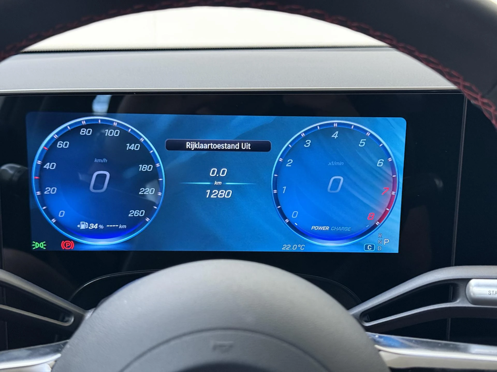 Mercedes-Benz-CLA-image-11