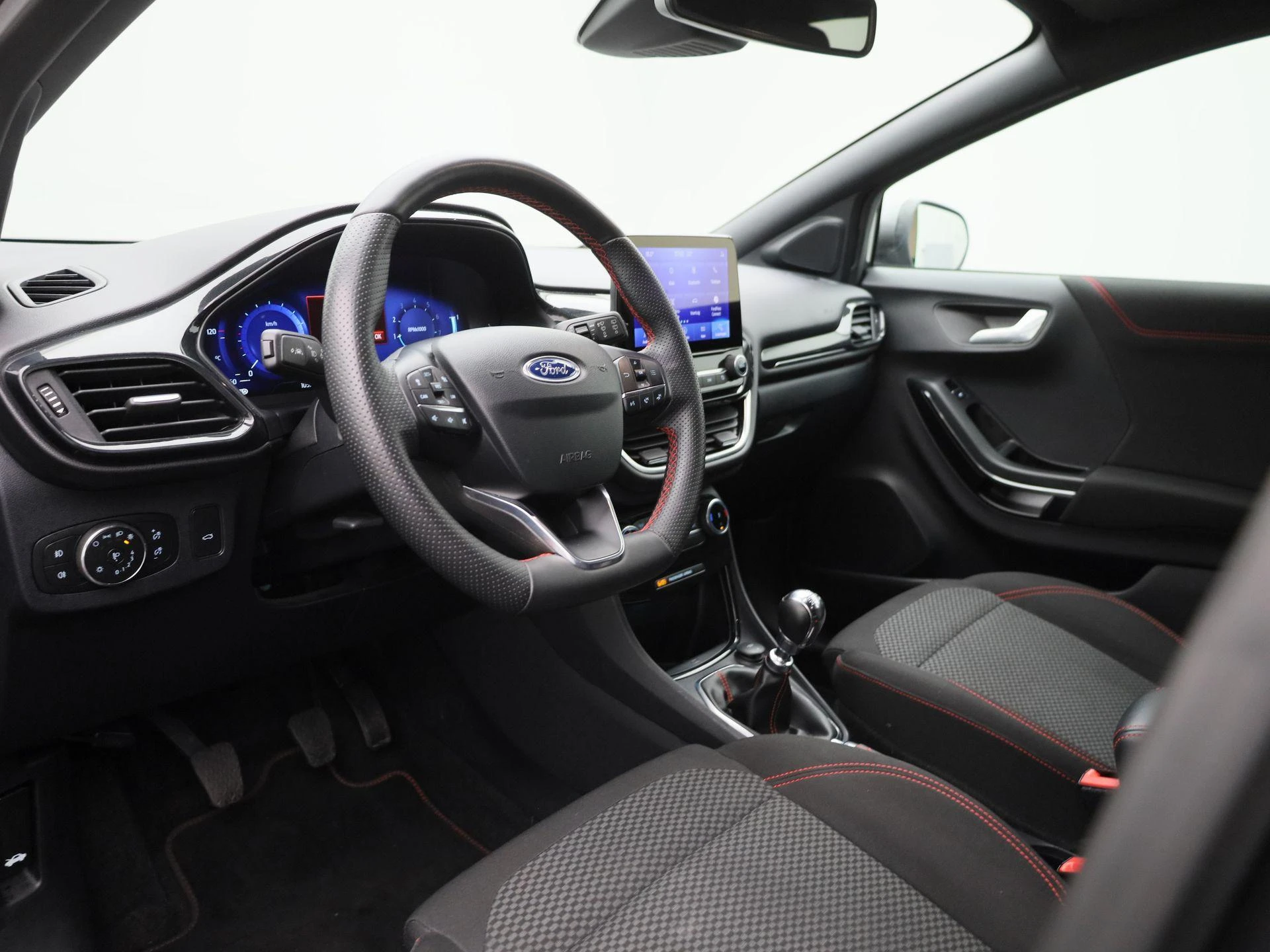Ford-Puma-image-29