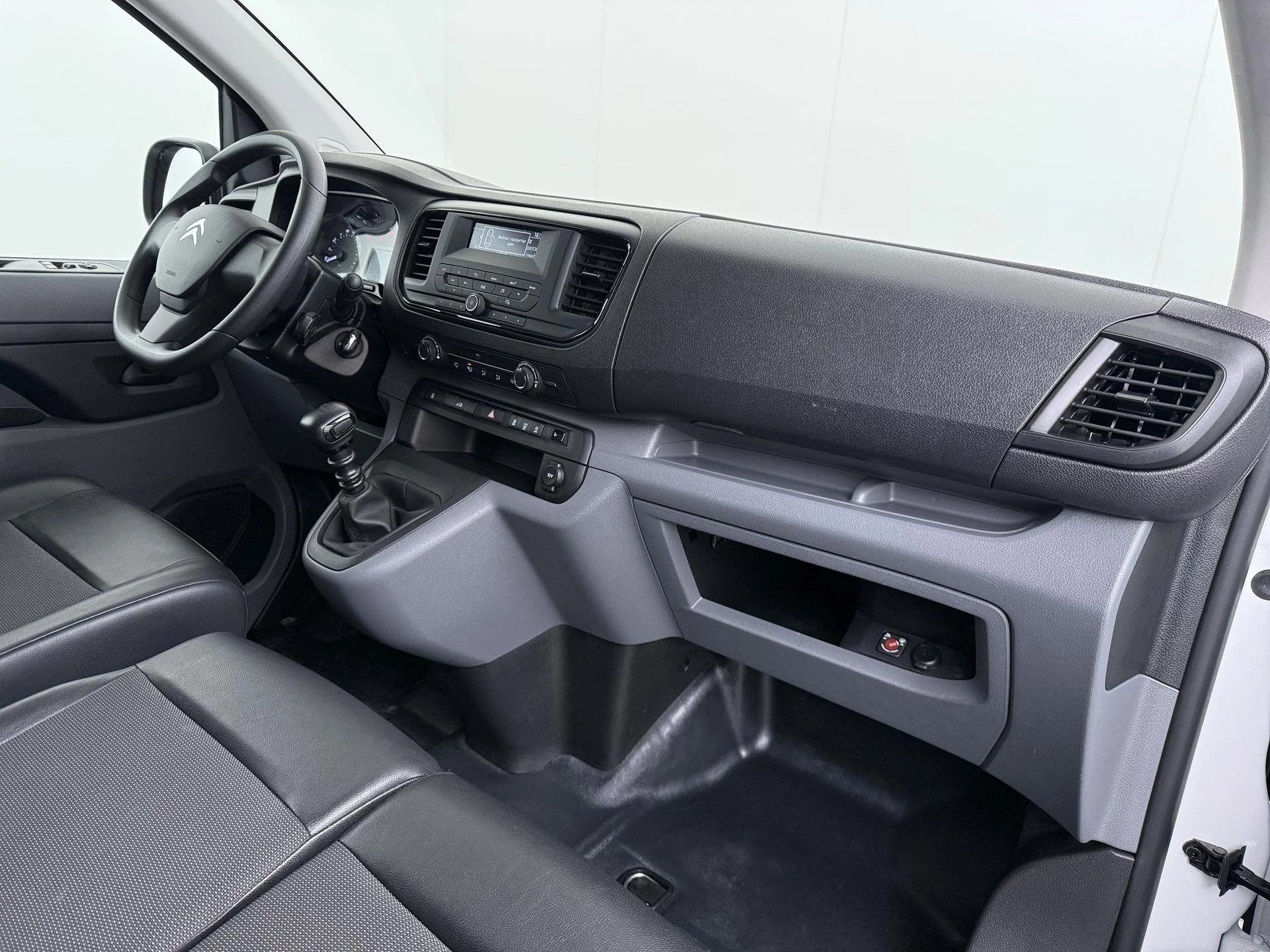 Citroën-Jumpy-image-3