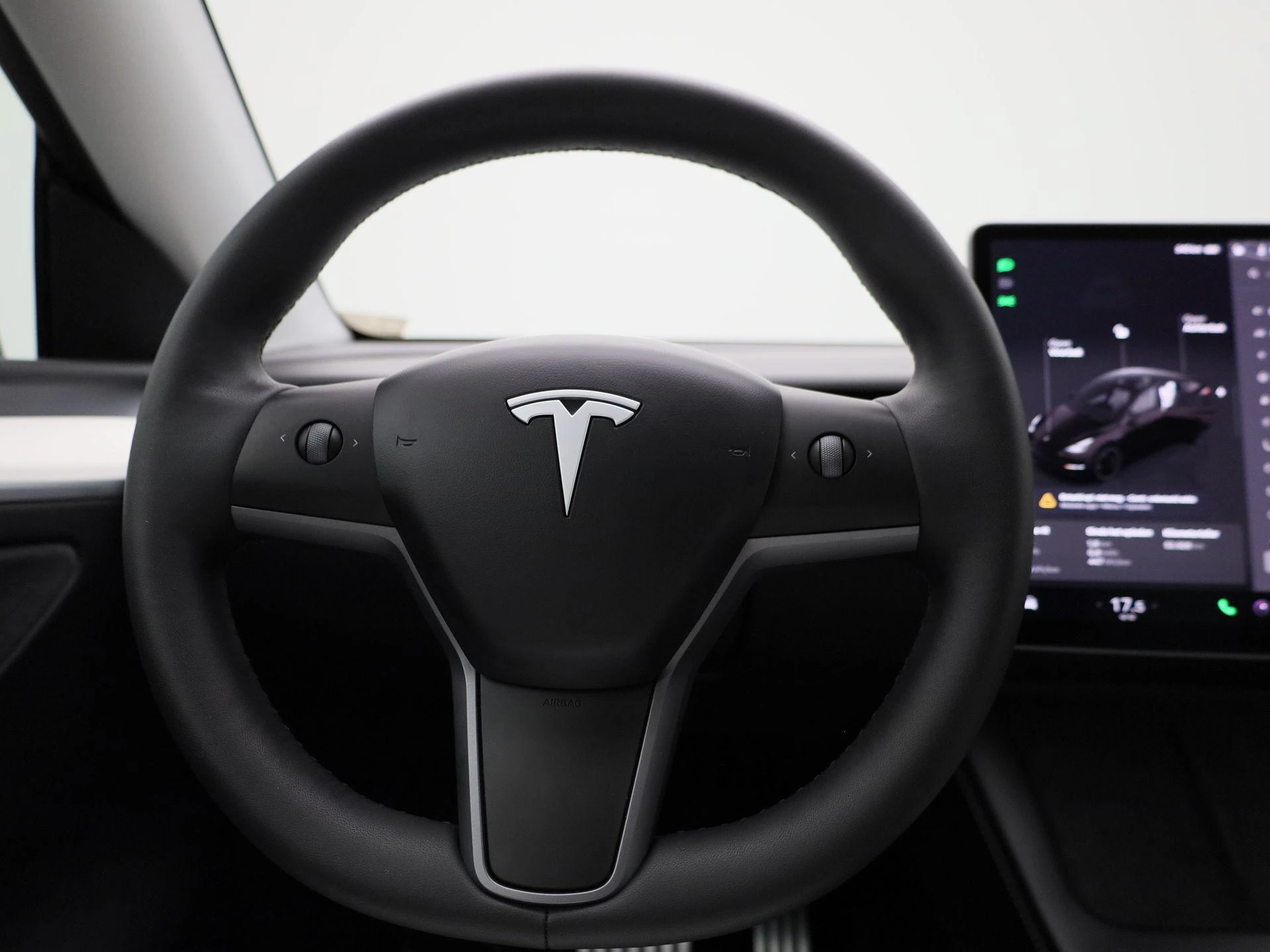 Tesla-Model Y-image-6