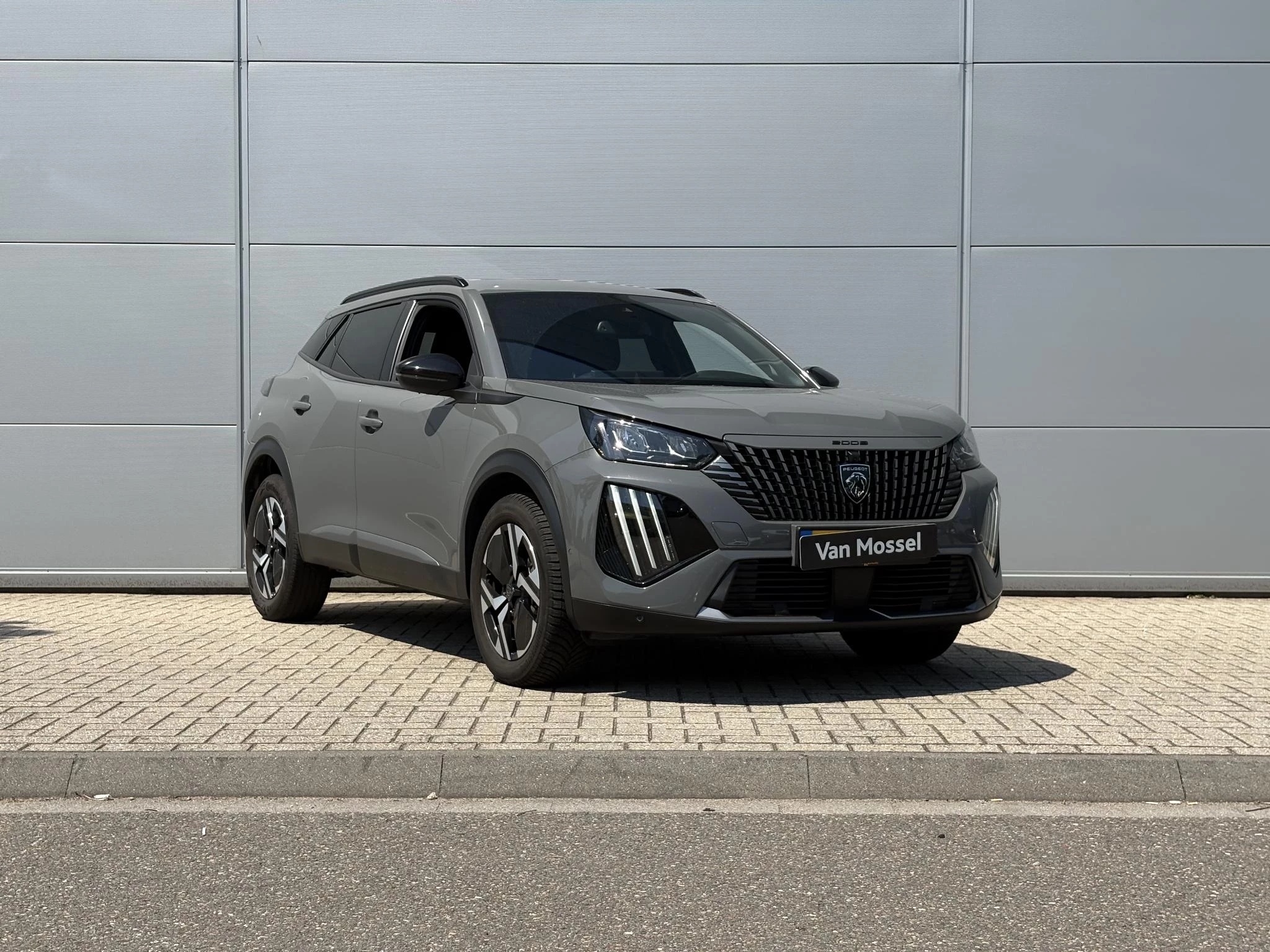 Peugeot 2008 1.2 Hybrid 136 Allure