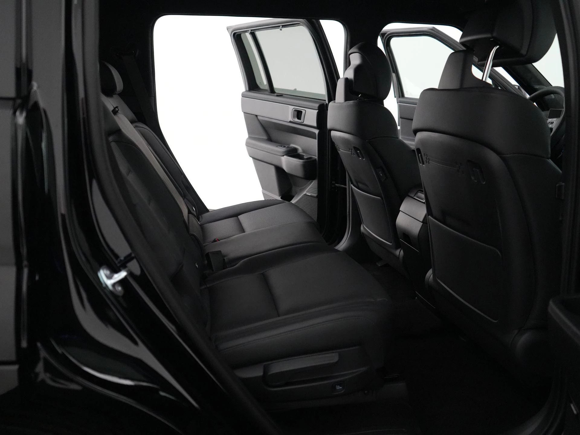 Hyundai-Santa Fe-image-48