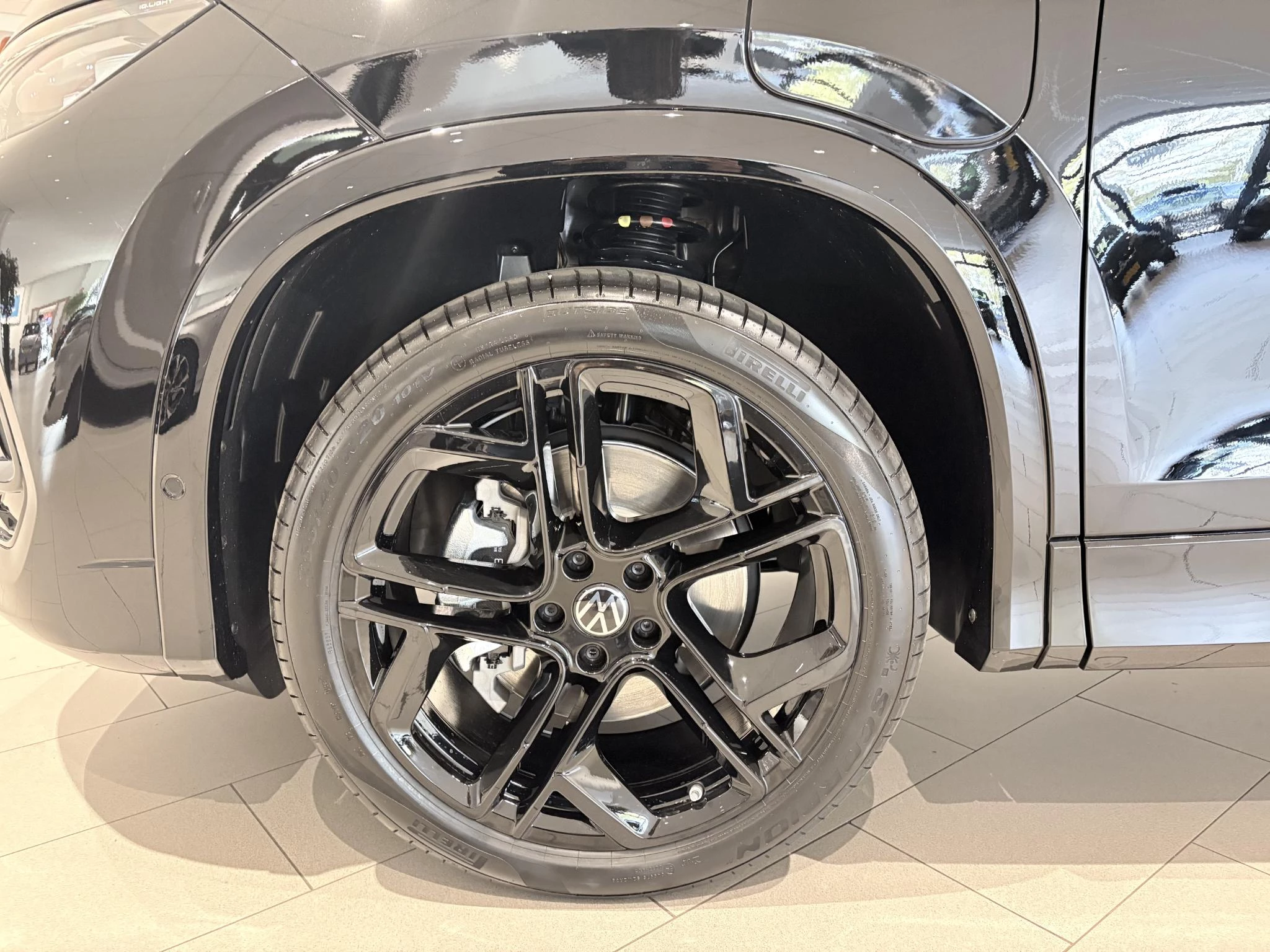 Volkswagen-Tayron-image-1
