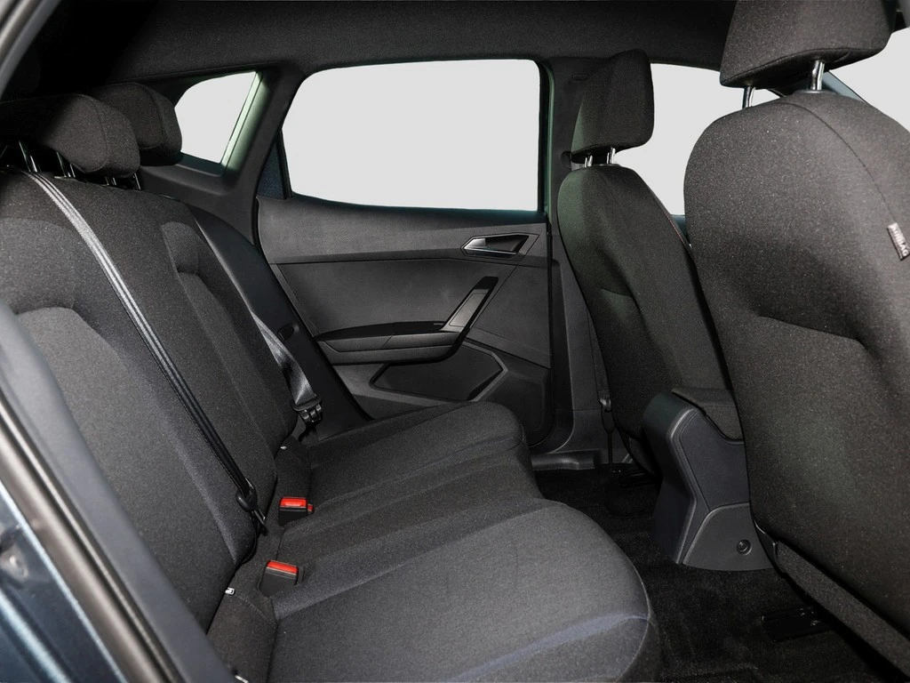 SEAT-Arona-image-9