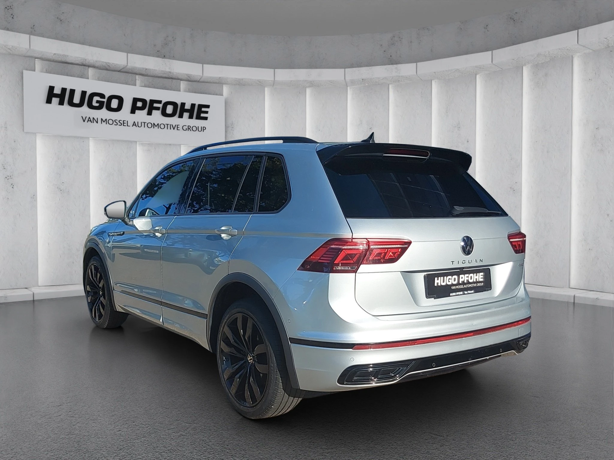 Volkswagen-Tiguan-image-2