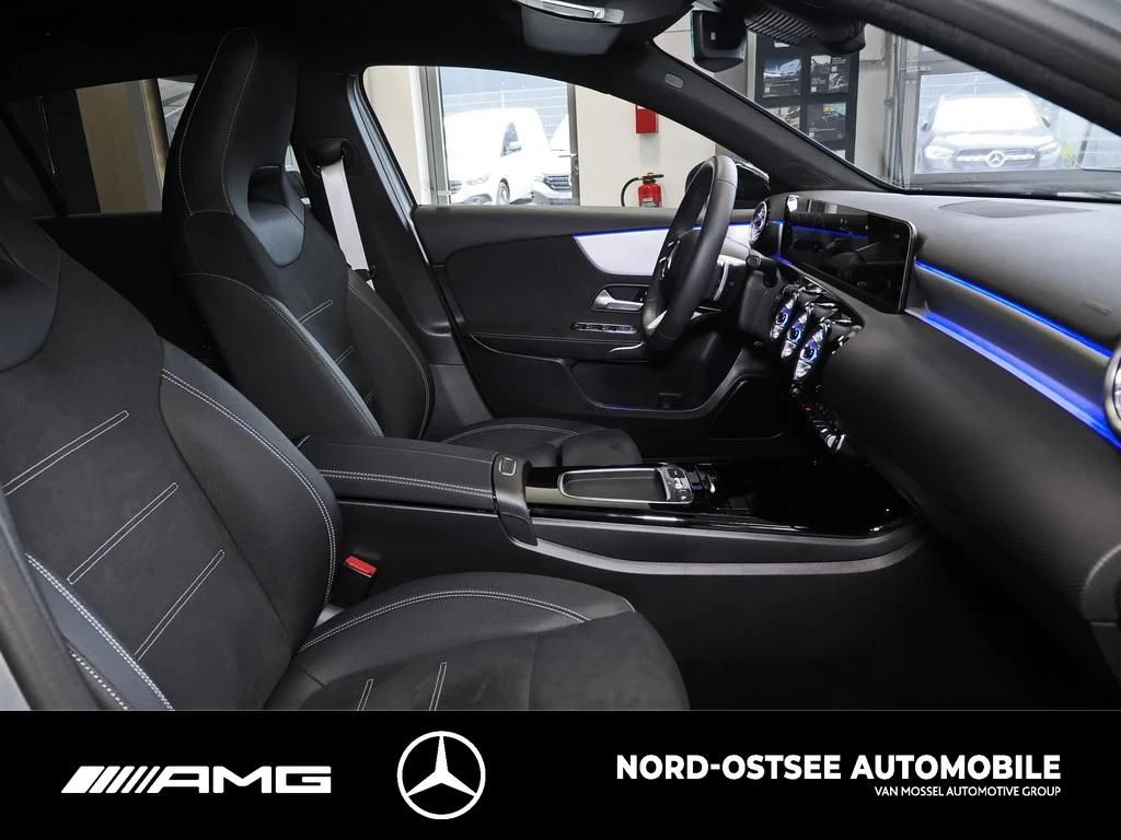 Mercedes-Benz A-Klasse 200 AMG AHK NIGHT SHZ TOTWINKEL AMG Line