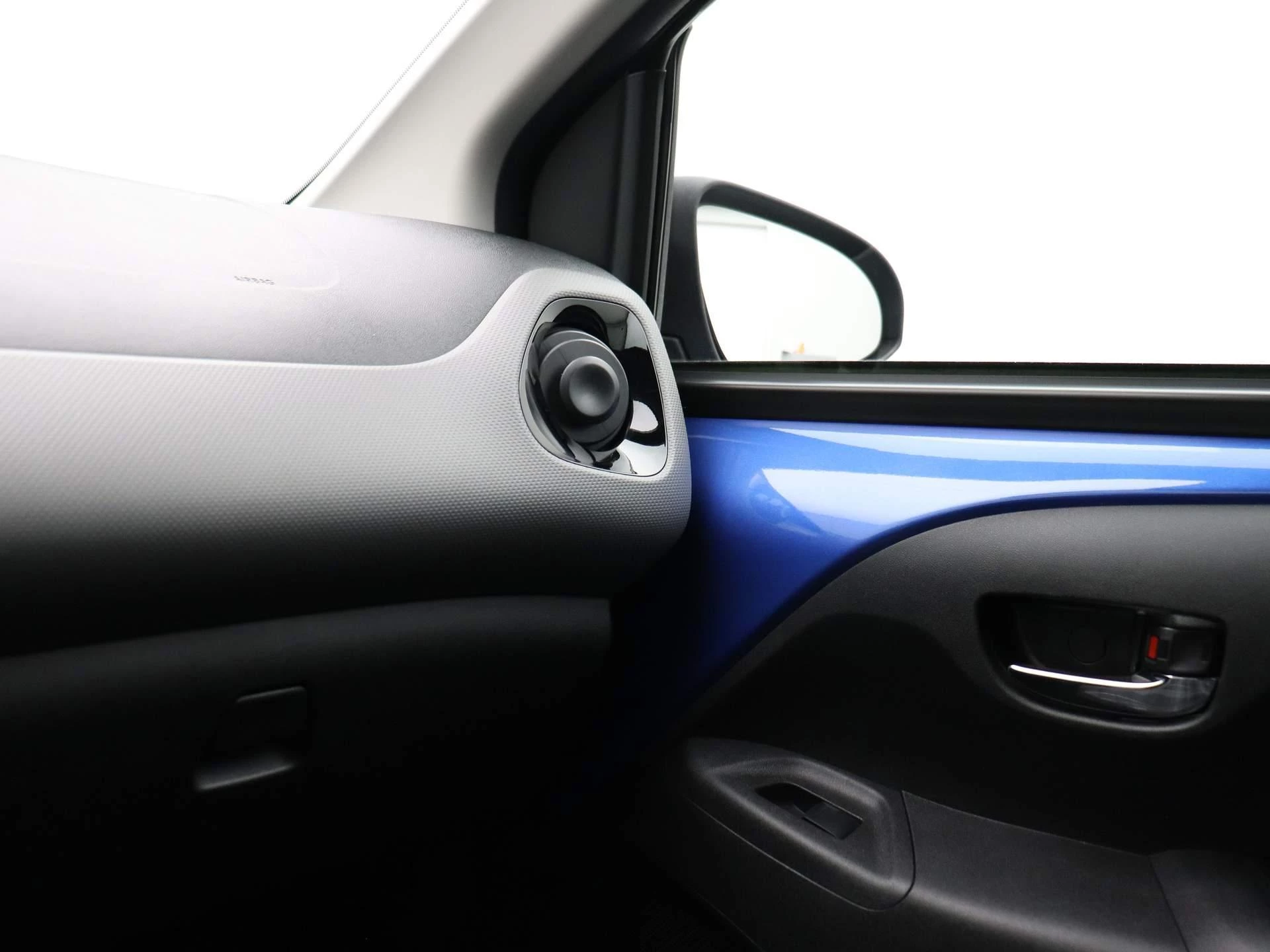 Peugeot-108-image-23