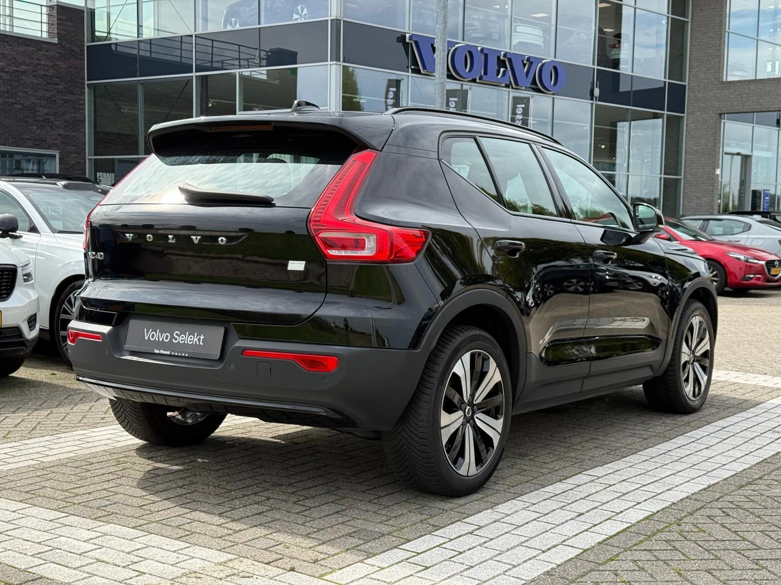 Volvo-XC40-image-9