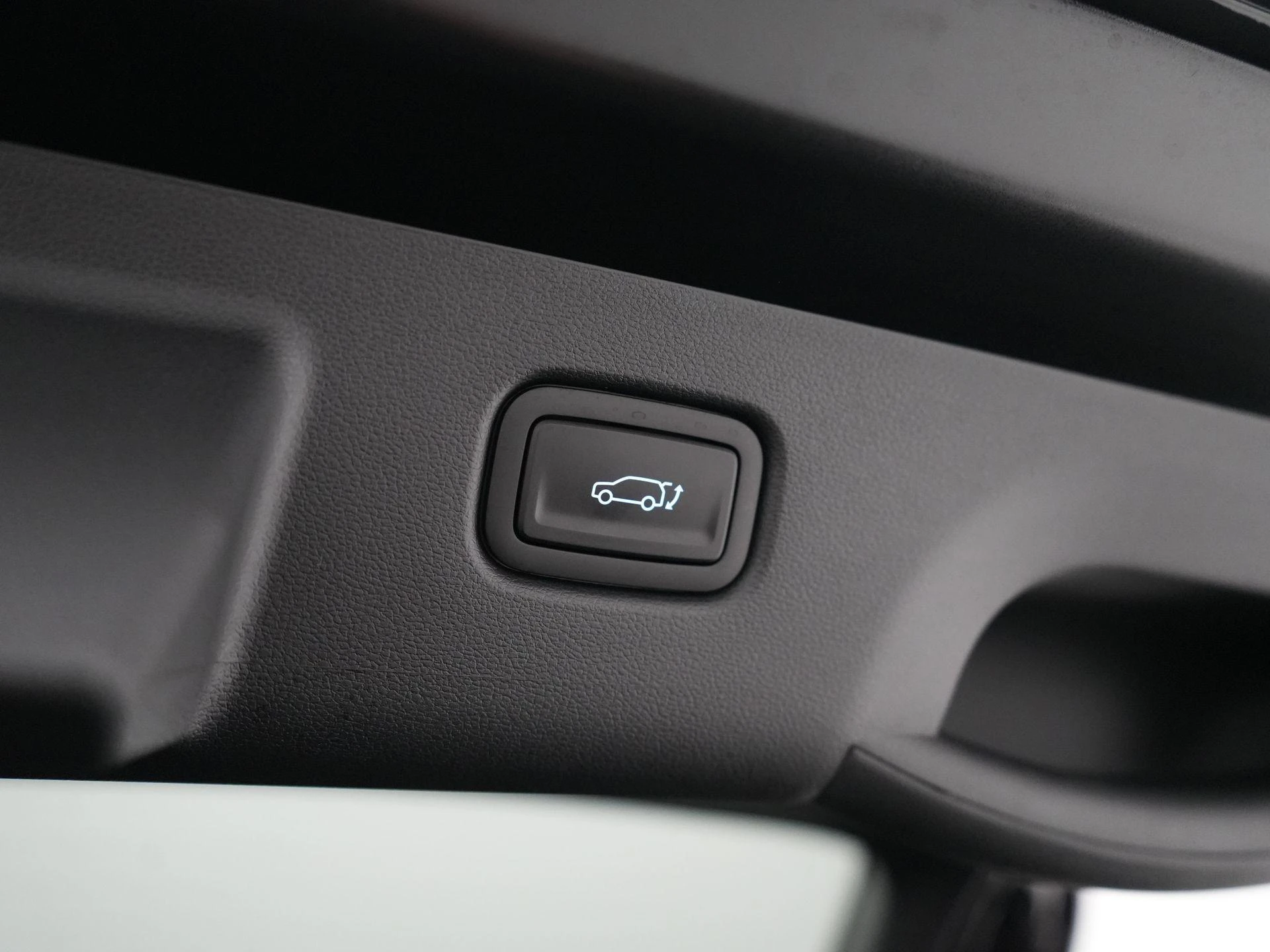 Hyundai-Kona-image-42