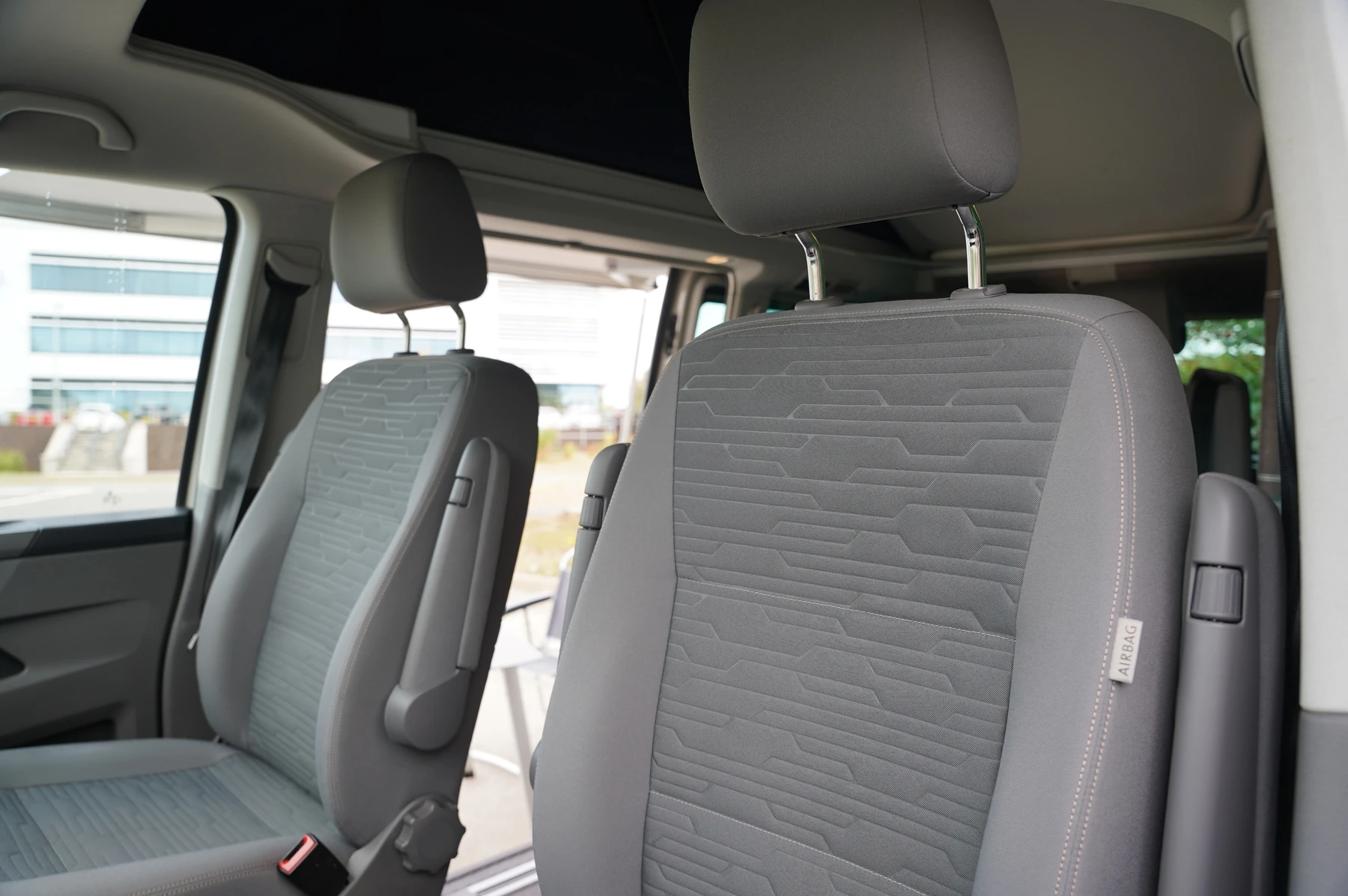 Volkswagen-California-image-31