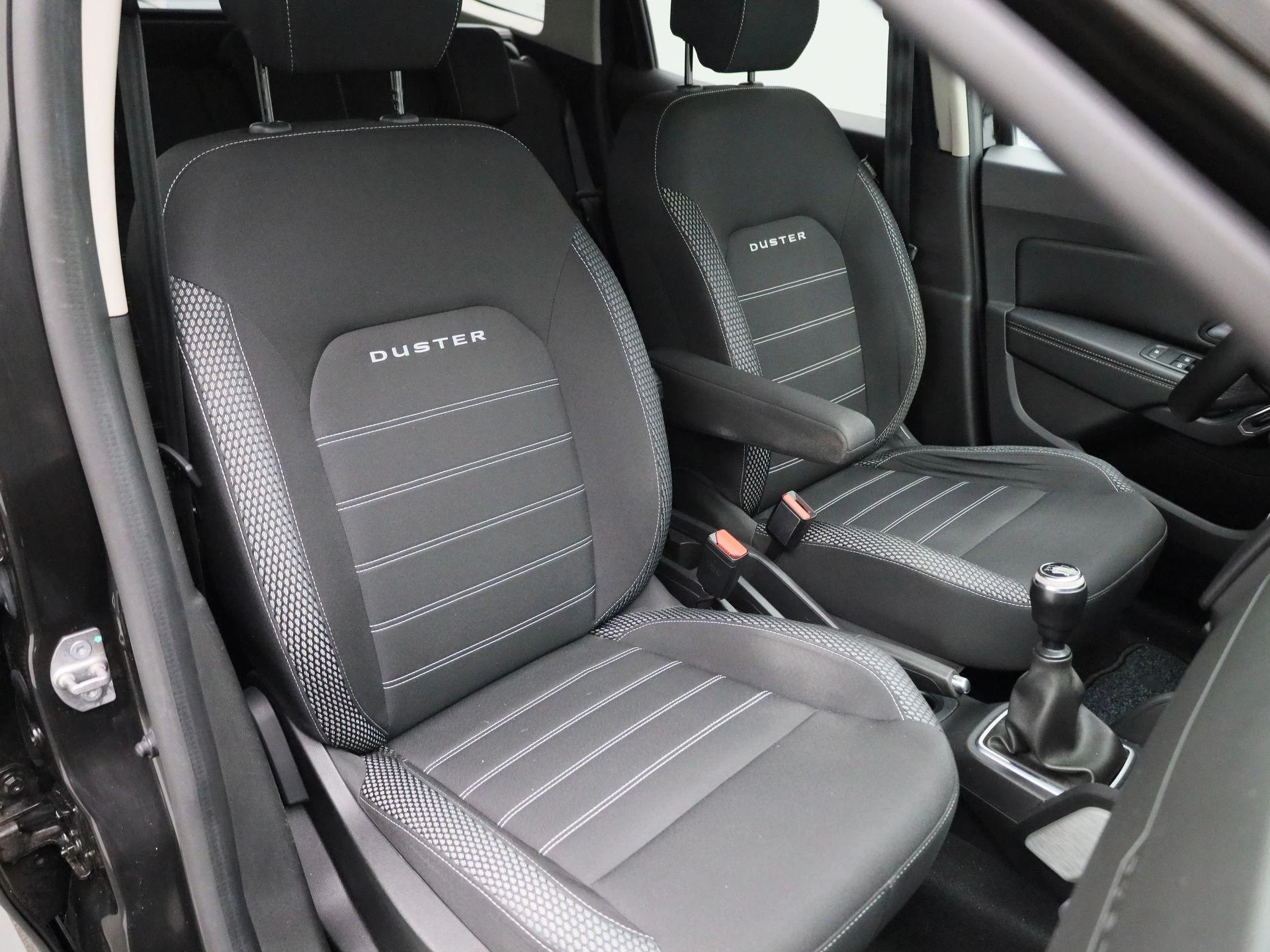 Dacia-Duster-image-30