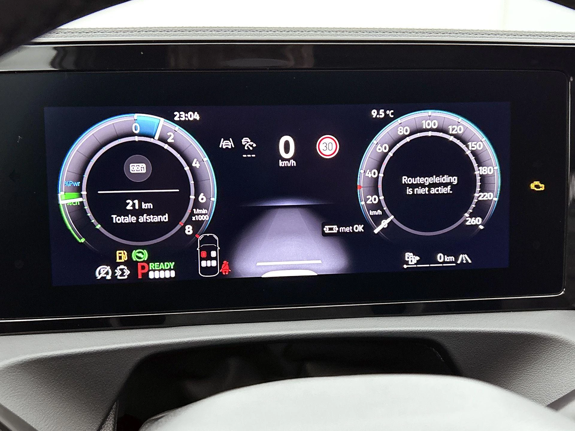 Volkswagen-Tiguan-image-28