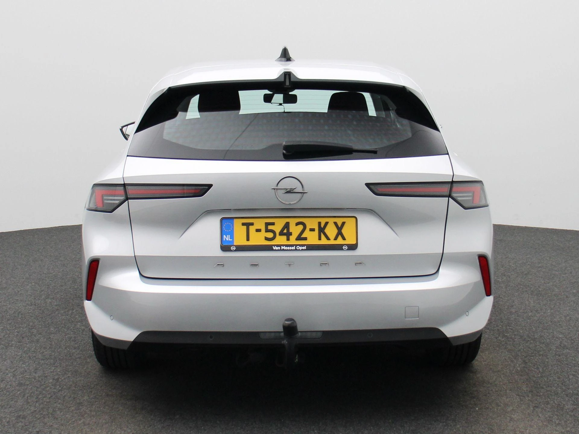 Opel-Astra-image-4