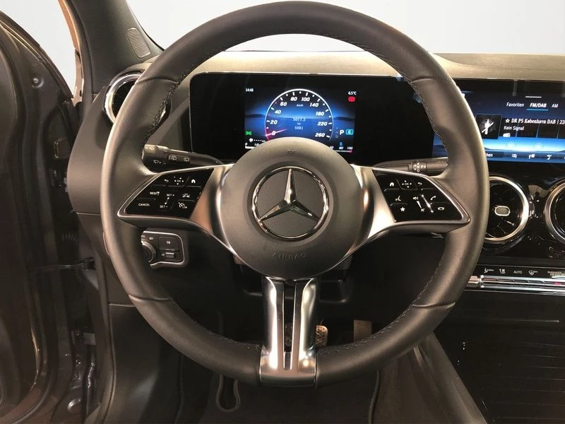 Mercedes-Benz GLA 200 d PROGRESSIVE MBUX LED SHZ KLIMA ProgressiveH247 GLA 200 d PROGRESSIVE MBUX LED SHZ KLIMA Progressive