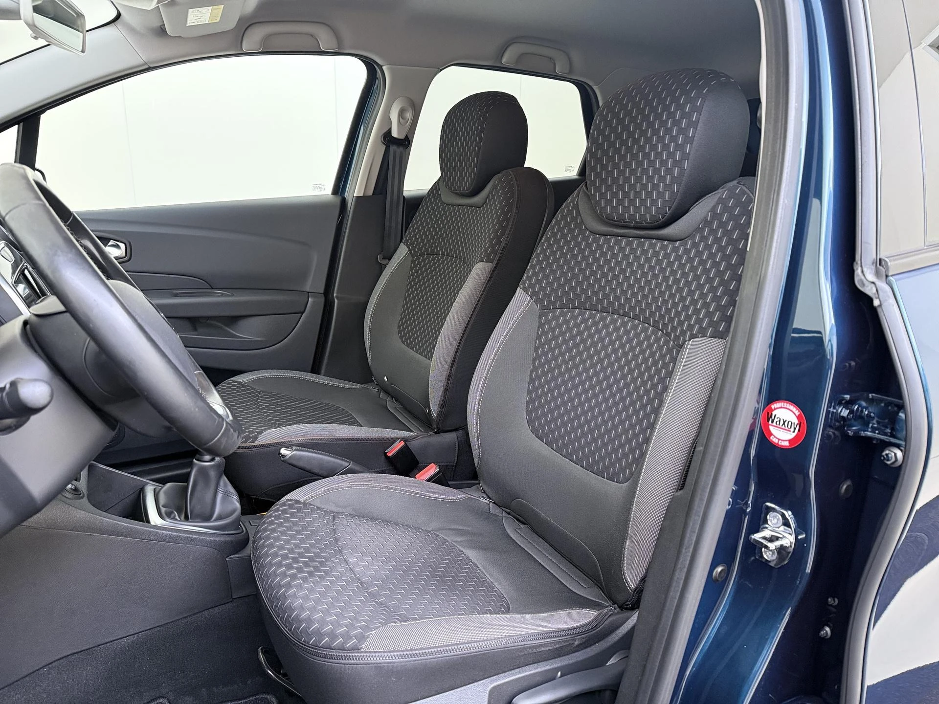 Renault-Captur-image-14