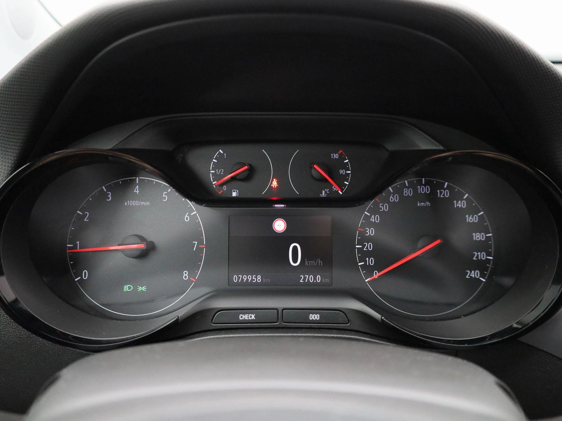 Opel-Crossland-image-16