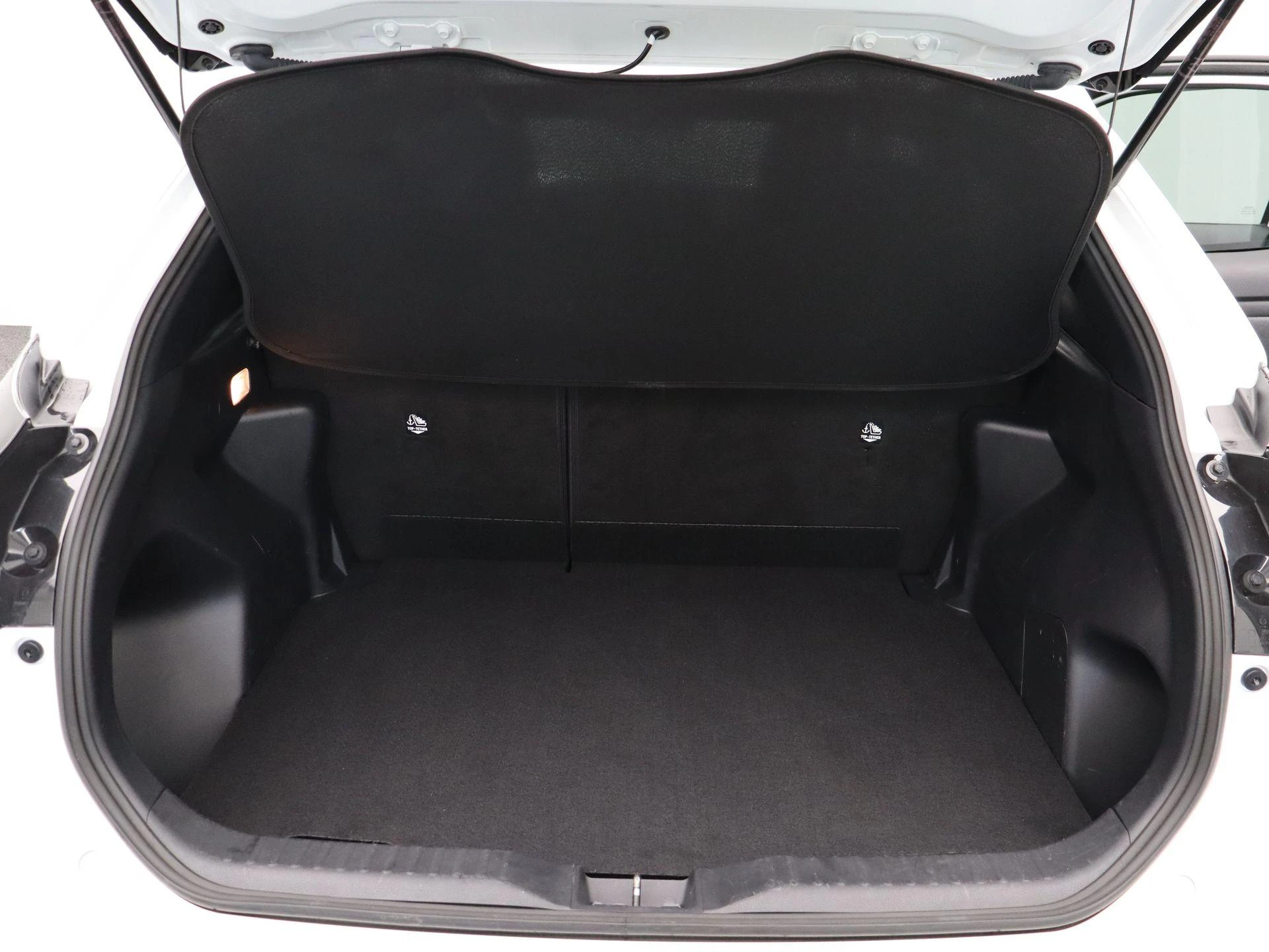 Toyota-Yaris Cross-image-27