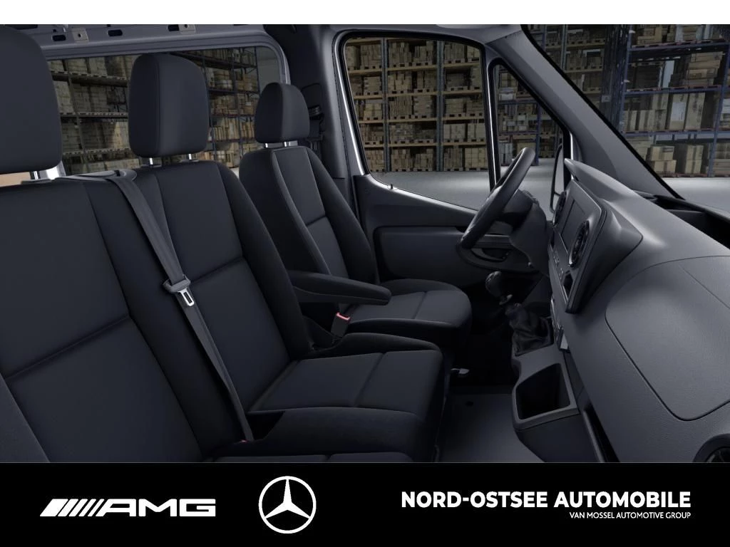 Mercedes-Benz-Sprinter-image-2