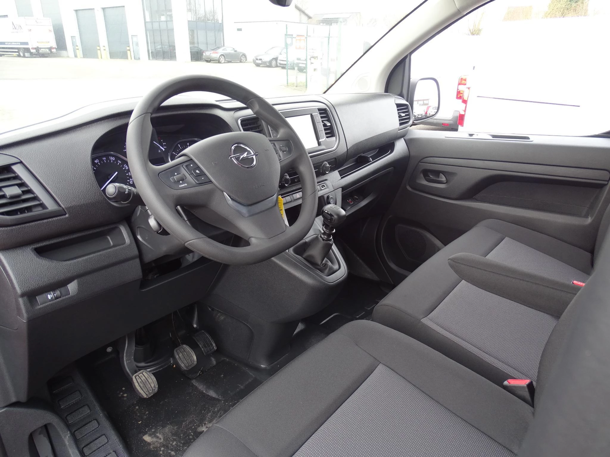 Opel Vivaro 2.0 Turbo 106kW Edition L3H1