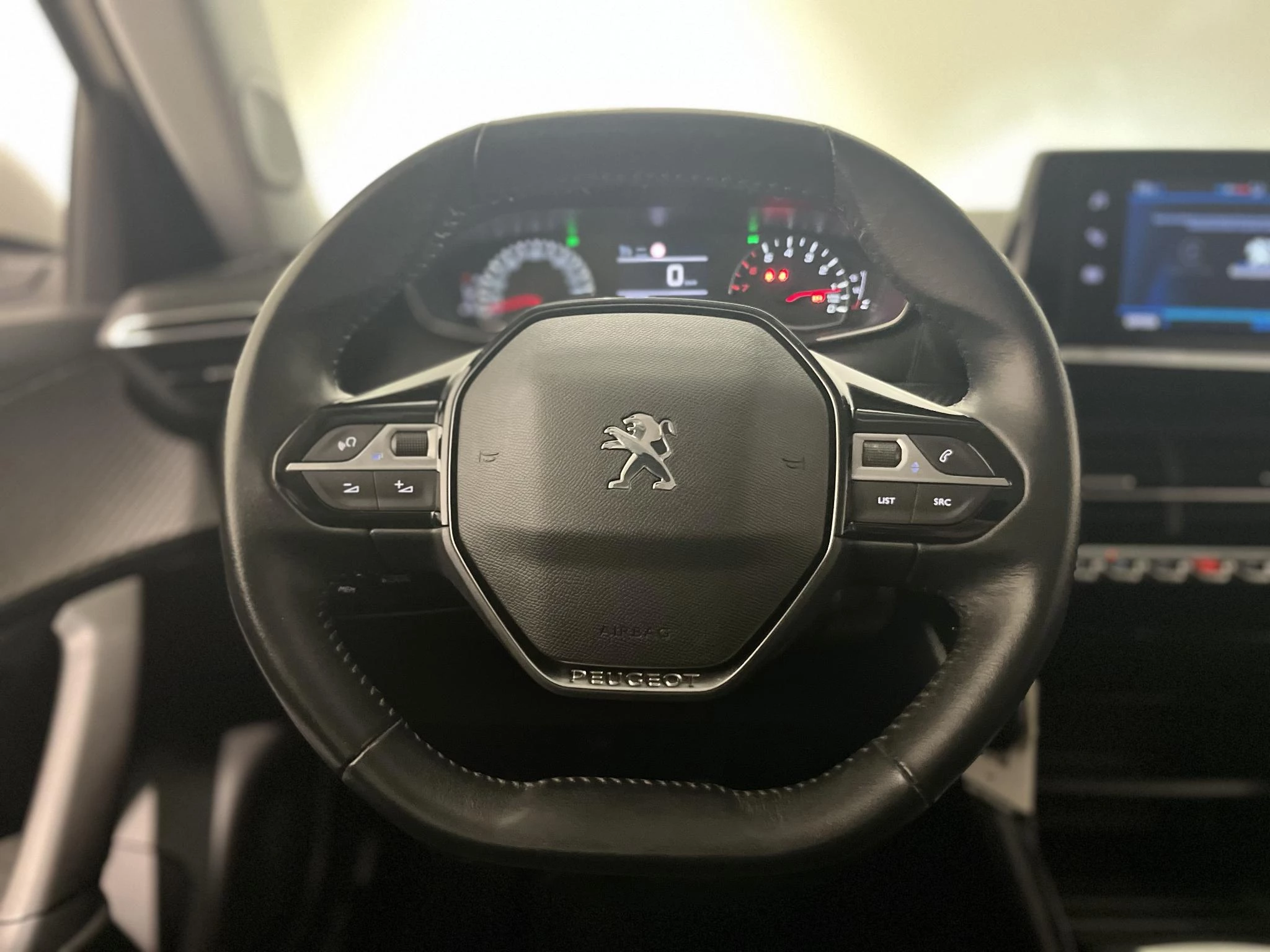 Peugeot-2008-image-5