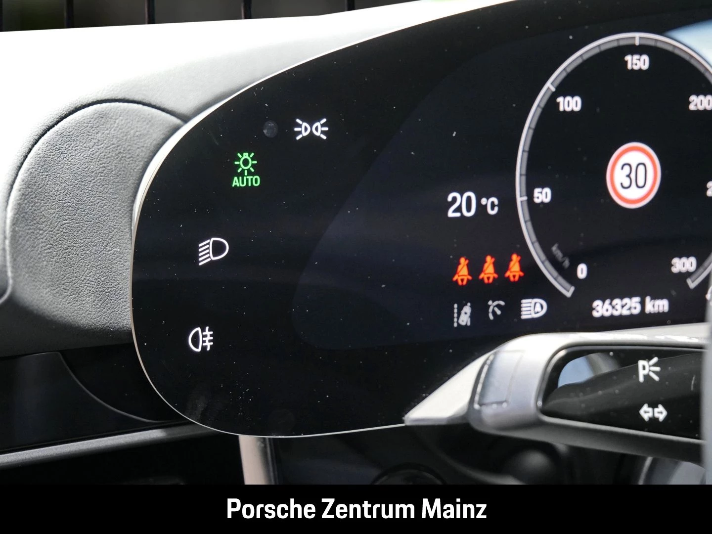 Porsche-Taycan-image-22
