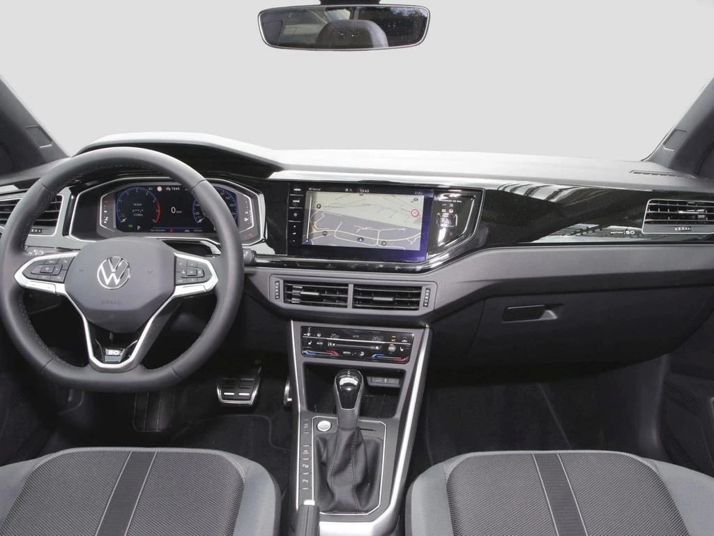 Volkswagen-Polo-image-11