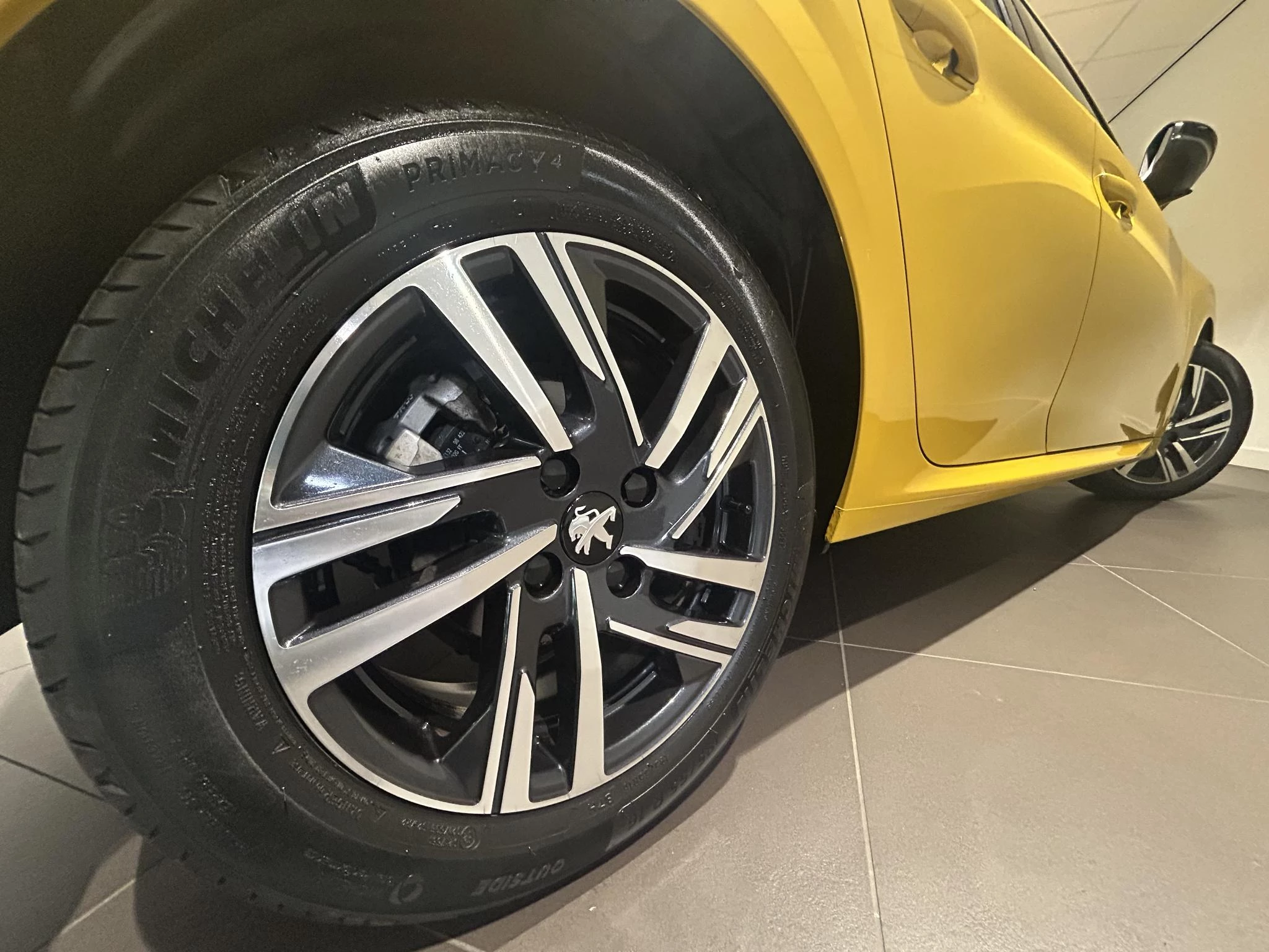 Peugeot 208 1.2 PureTech Allure Pack
