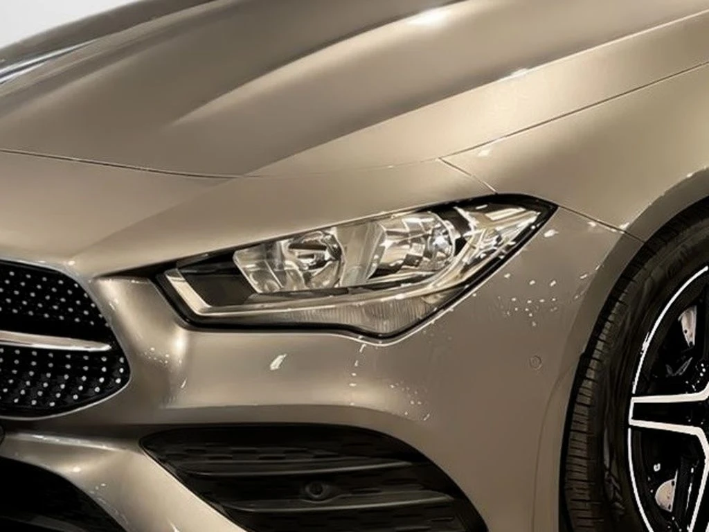 Mercedes-Benz-CLA 220-image-3