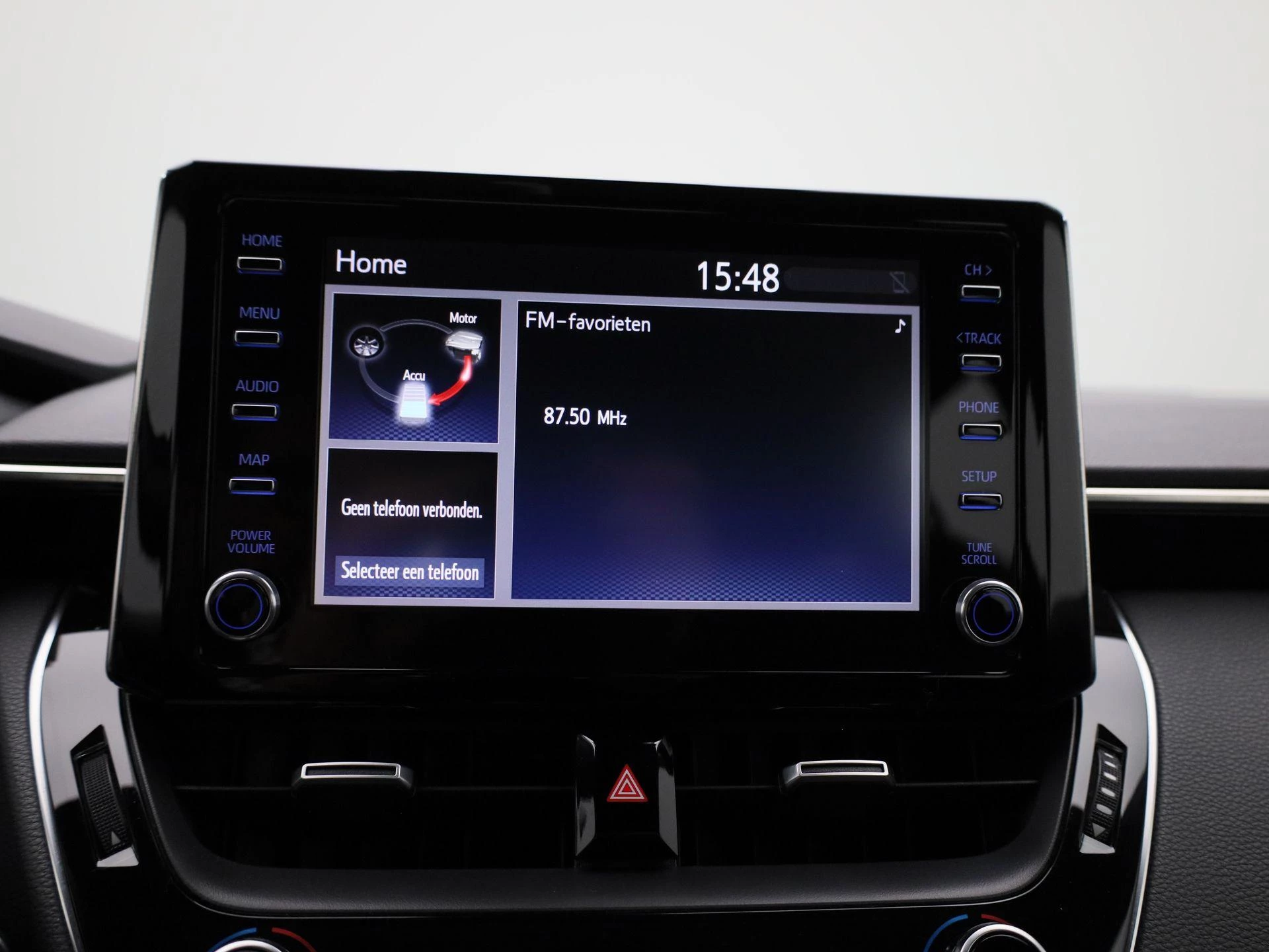 Toyota-Corolla Touring Sports-image-15
