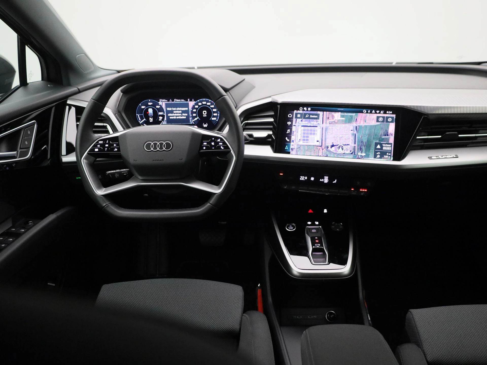 Audi-Q4 e-tron-image-6