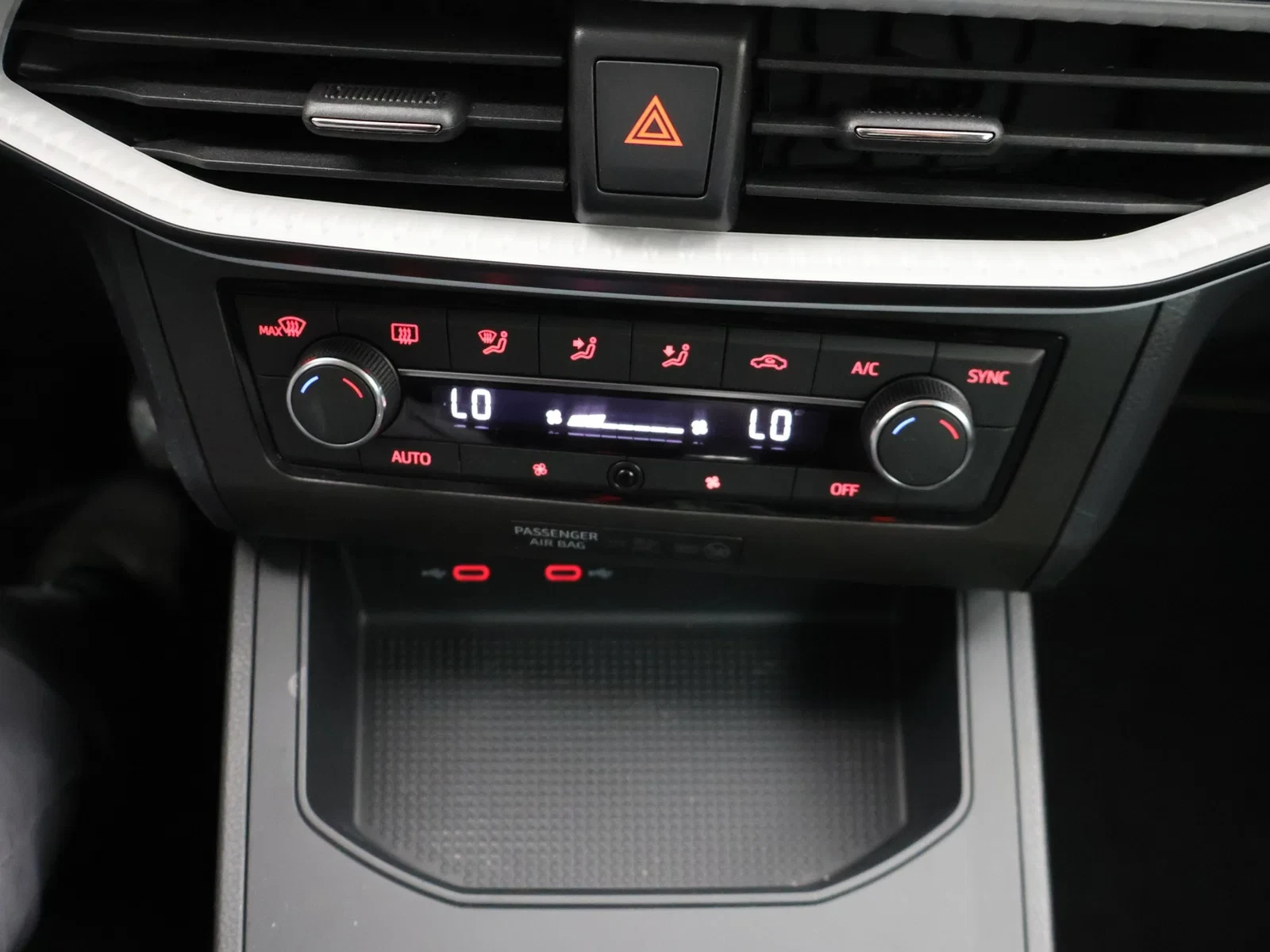 SEAT Ibiza 5P/D CNG New Ibiza Style 1.0TGI 90PK *PDC*CRUISE CONTROL*APP-CONNECT*BLTH*DAB RADIO*...*