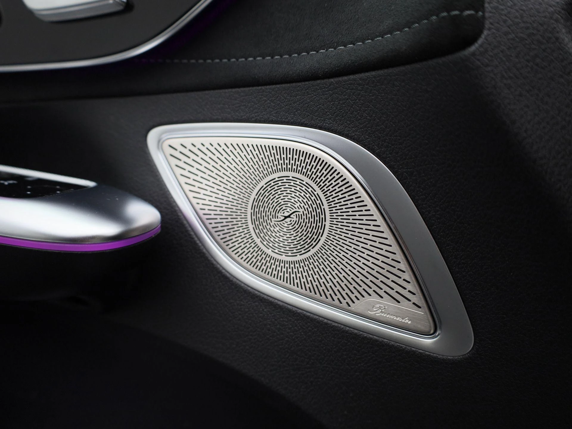 Mercedes-Benz-EQE-image-31