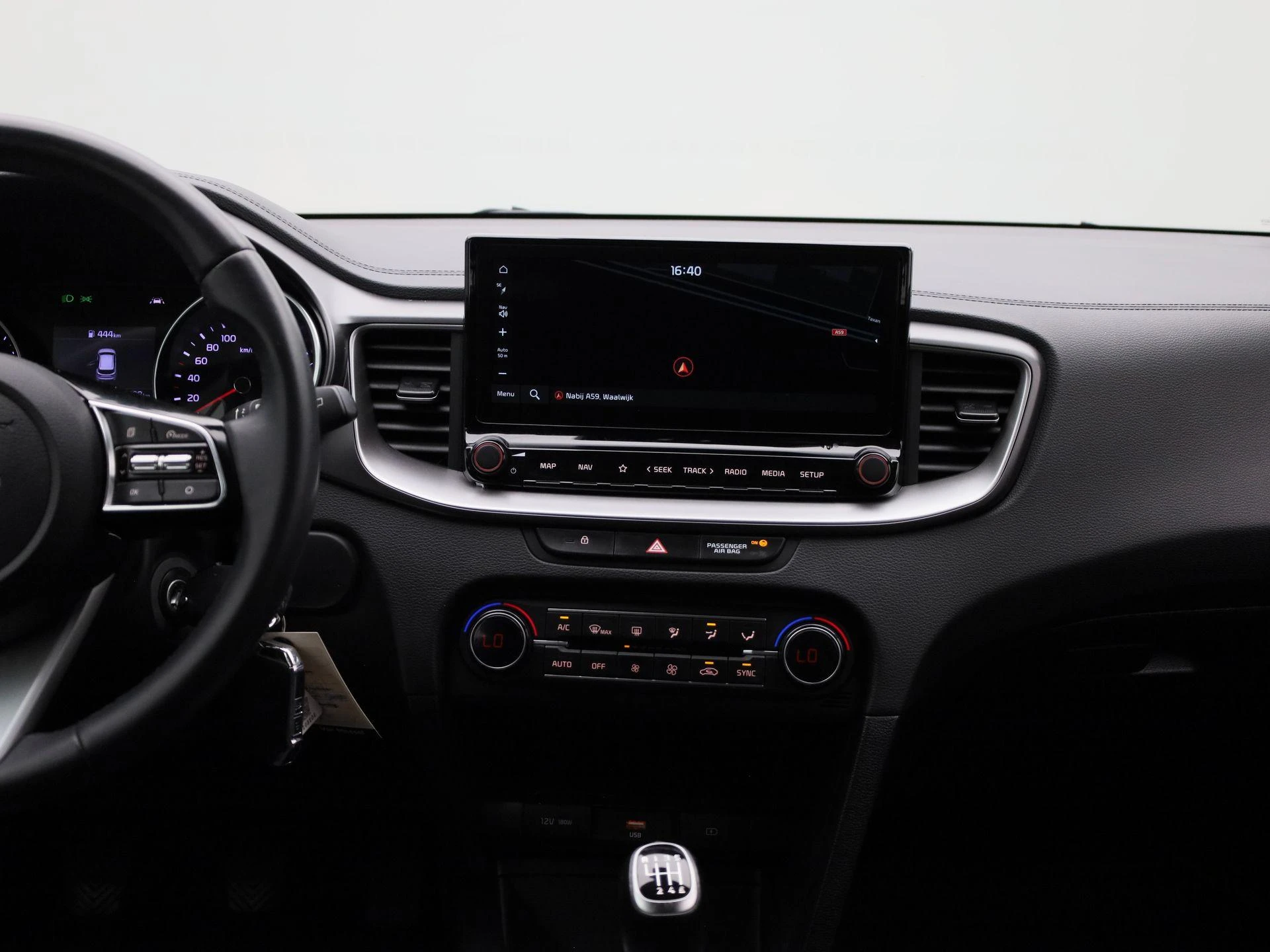 Kia-Ceed Sportswagon-image-7
