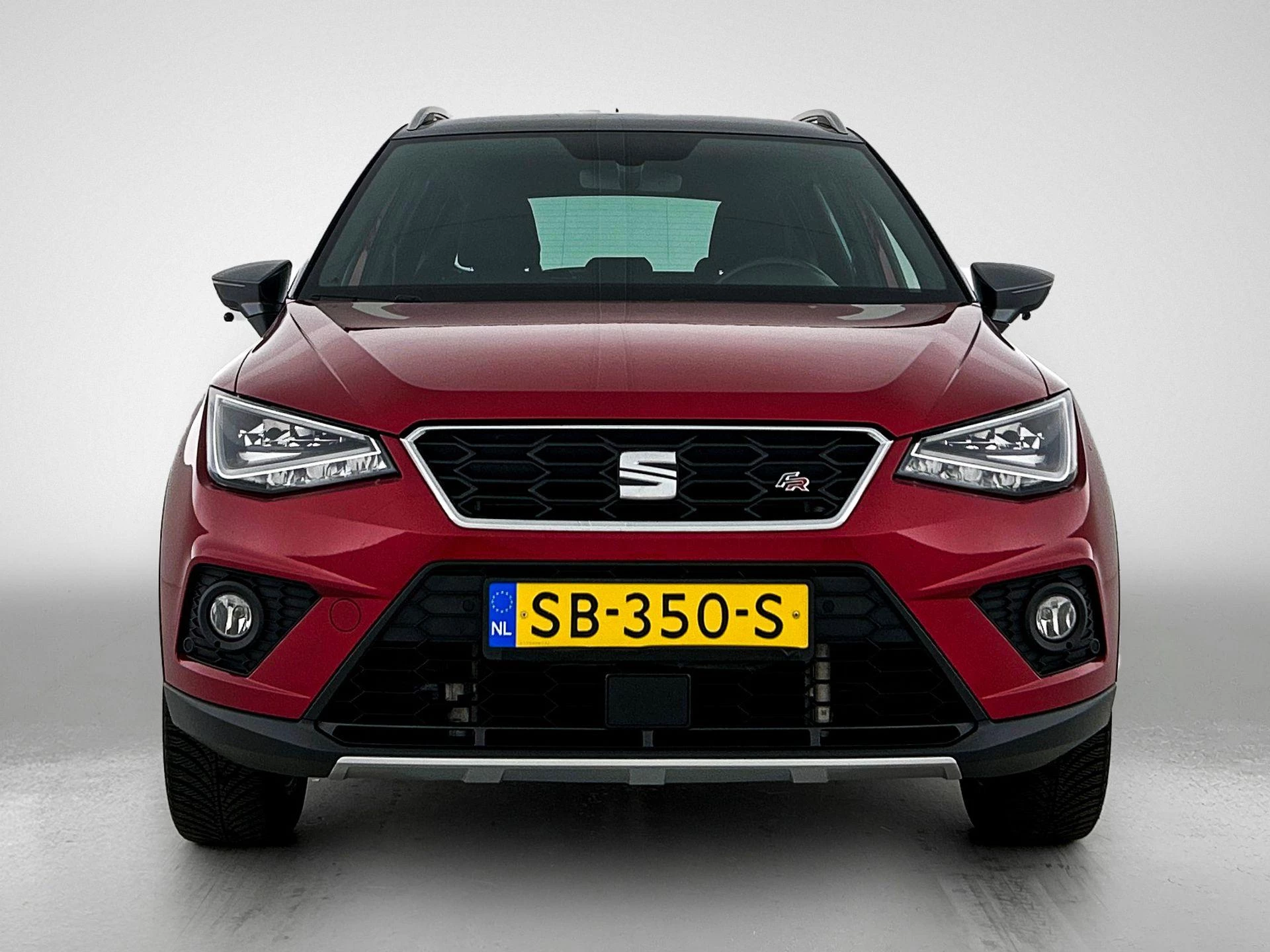 SEAT-Arona-image-4