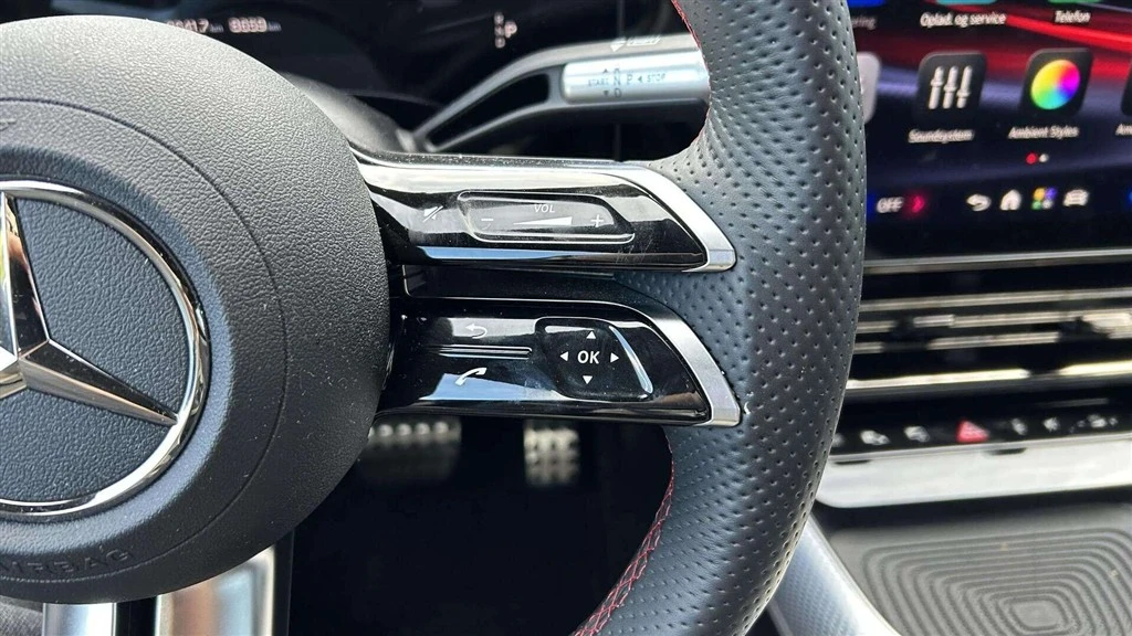 Mercedes-Benz-CLA-image-12