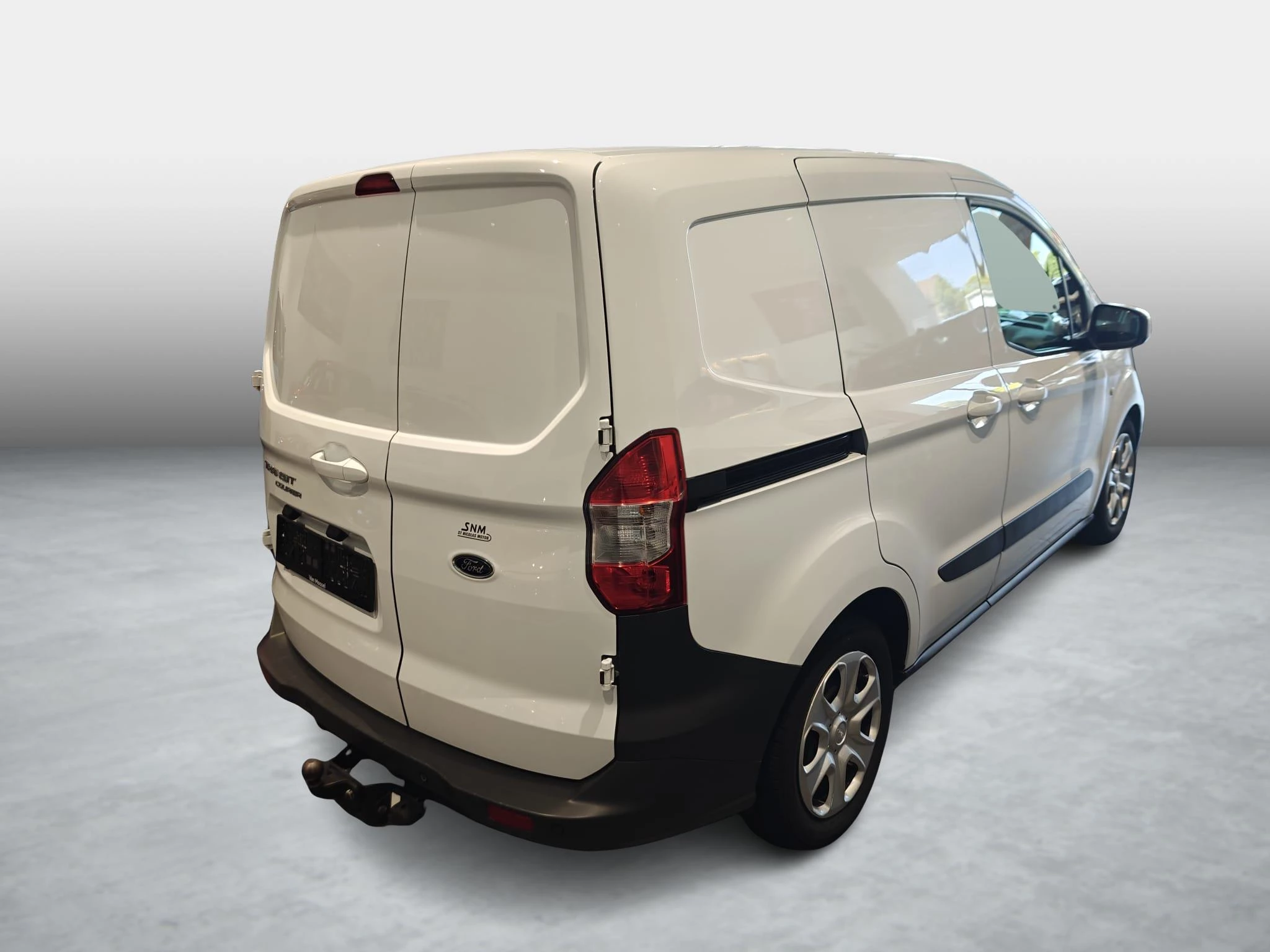 Ford-Transit Courier-image-7