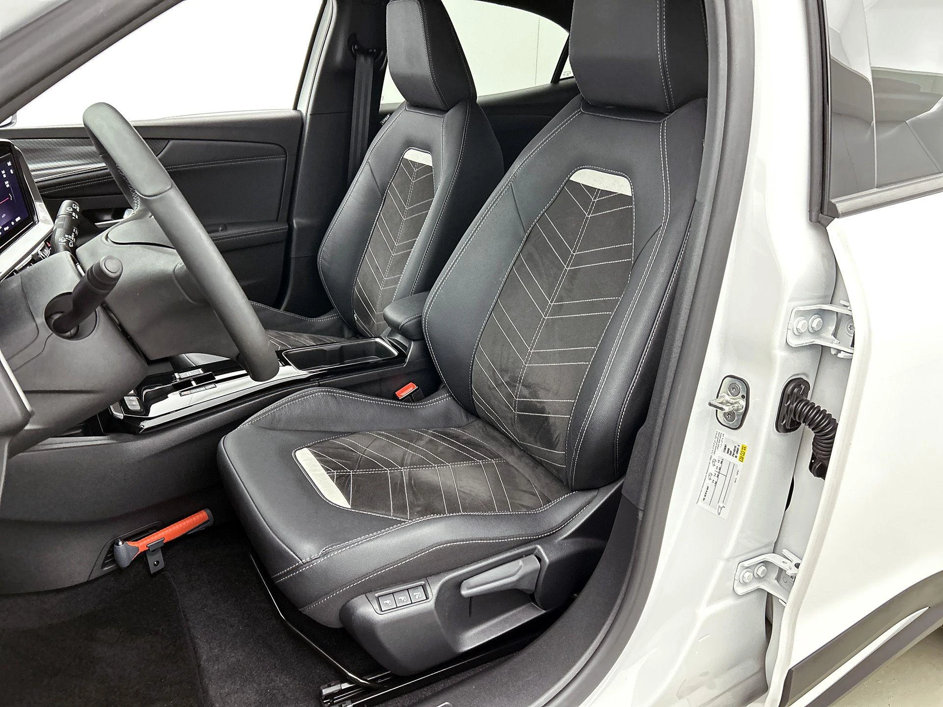 Opel-Mokka-e-image-40