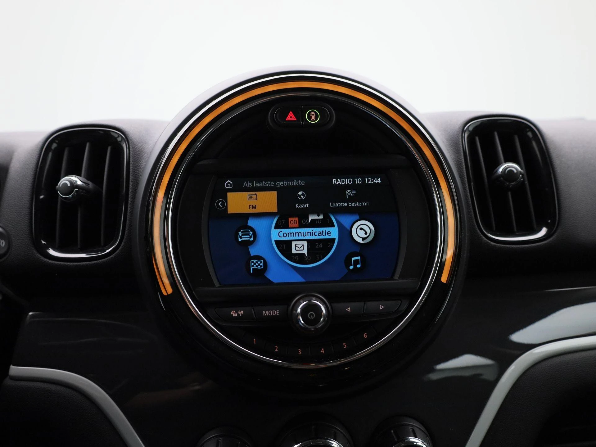 MINI-Countryman-image-22