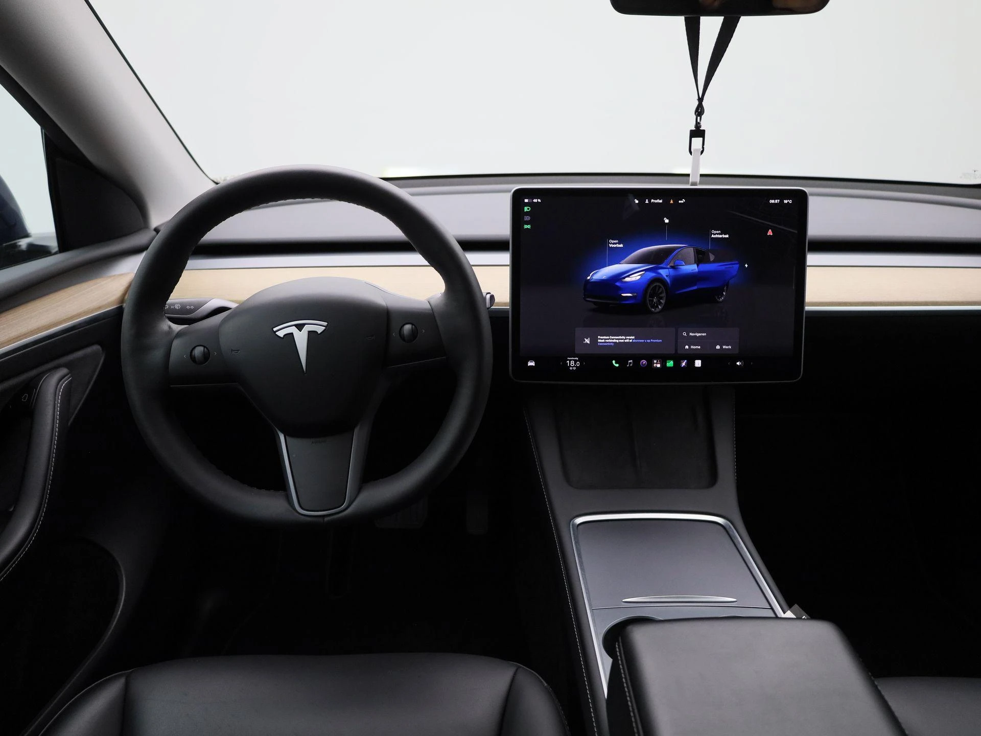 Tesla-Model Y-image-6