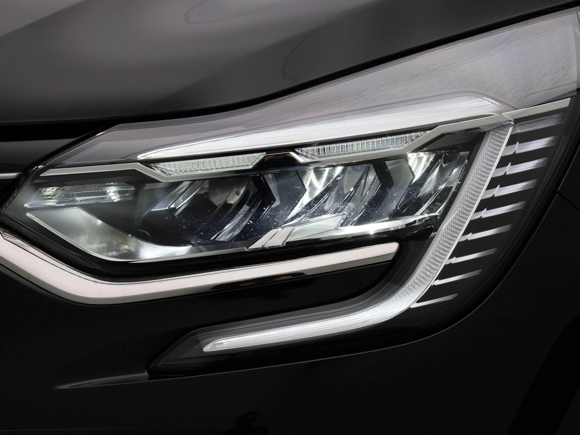 Renault-Captur-image-12