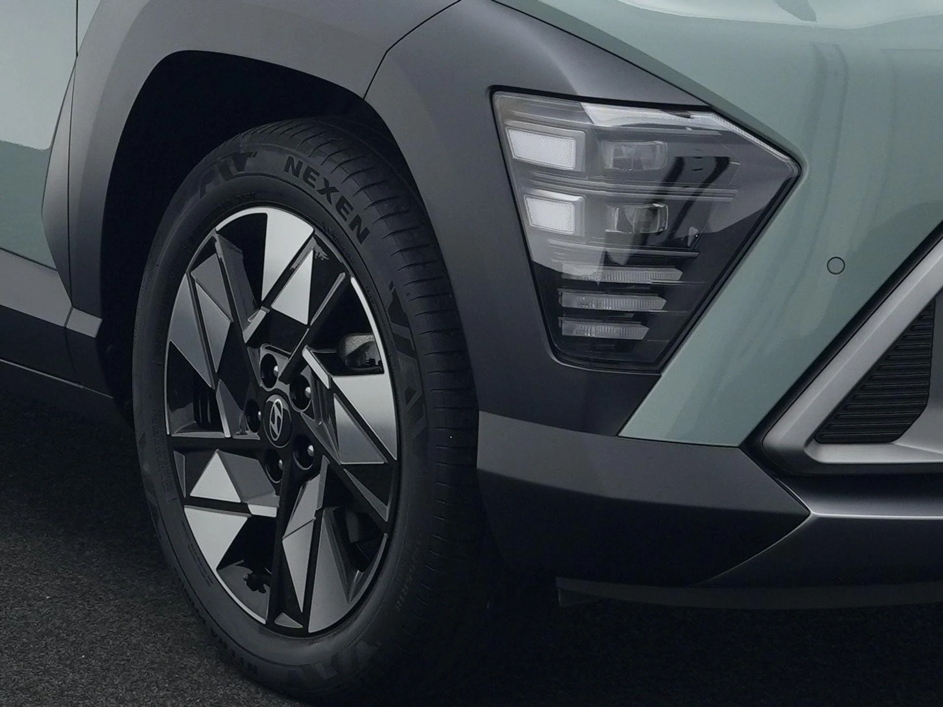 Hyundai-Kona-image-11