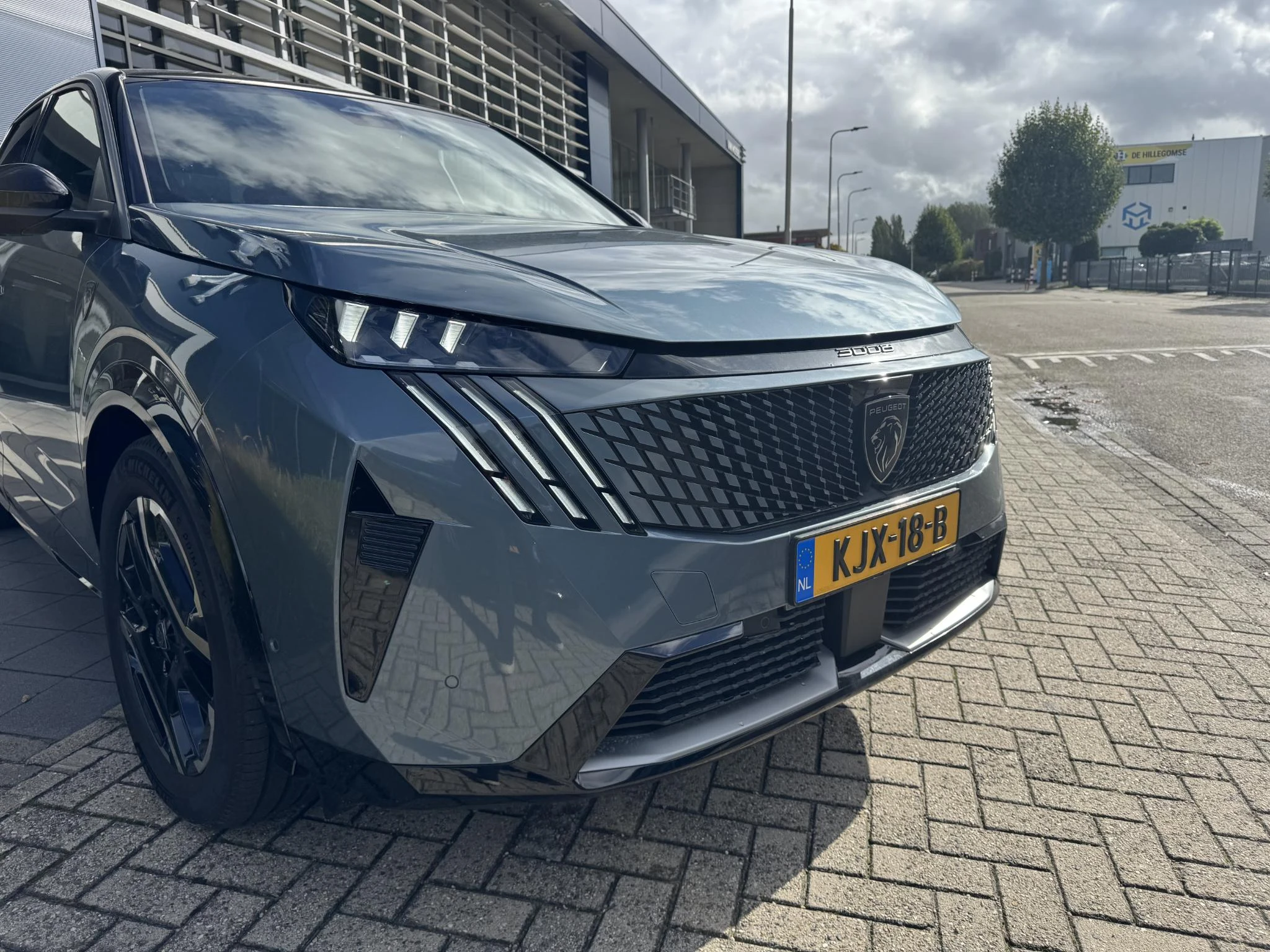 Peugeot-e-3008-image-14