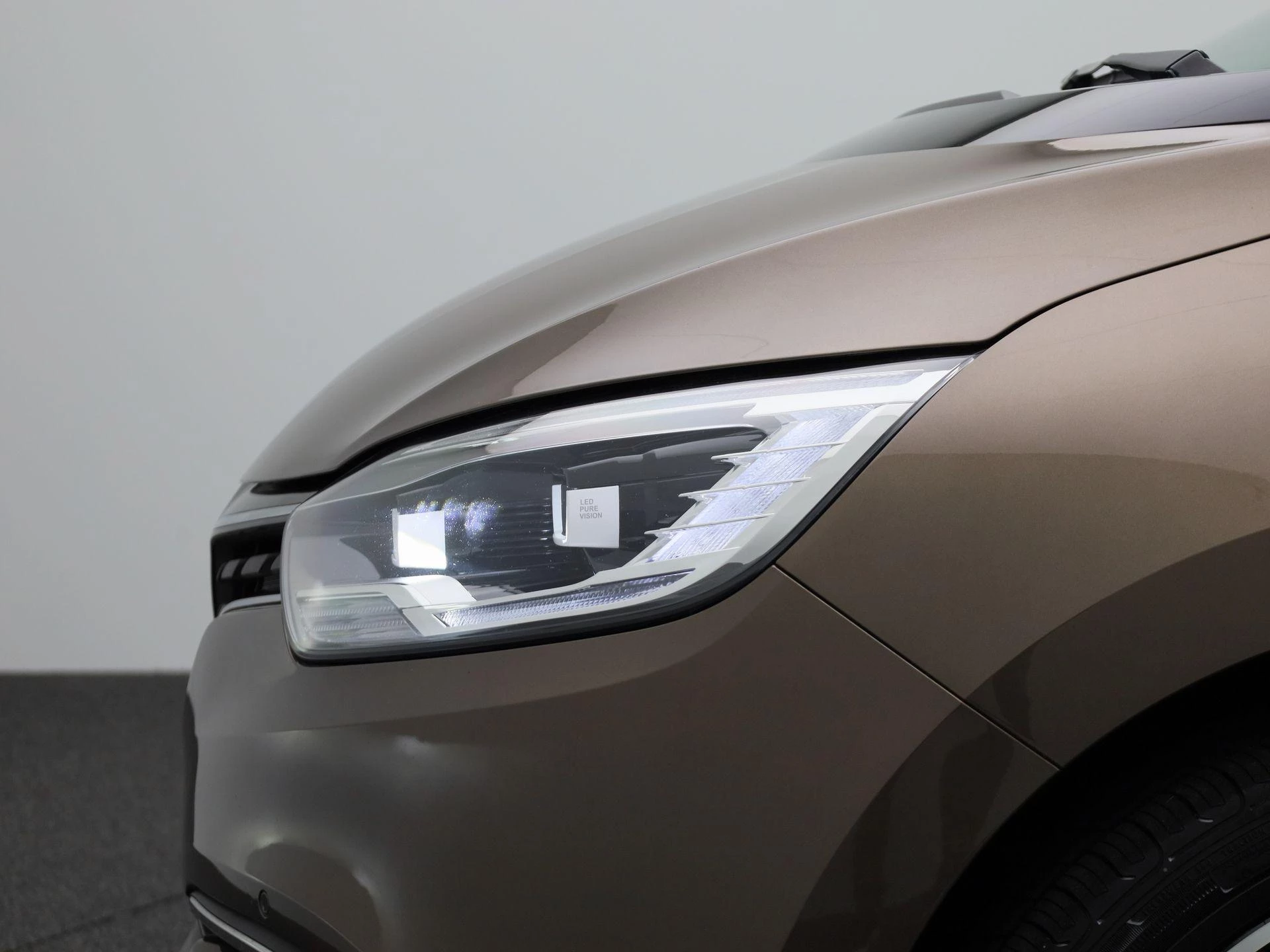 Renault-Grand Scénic-image-15