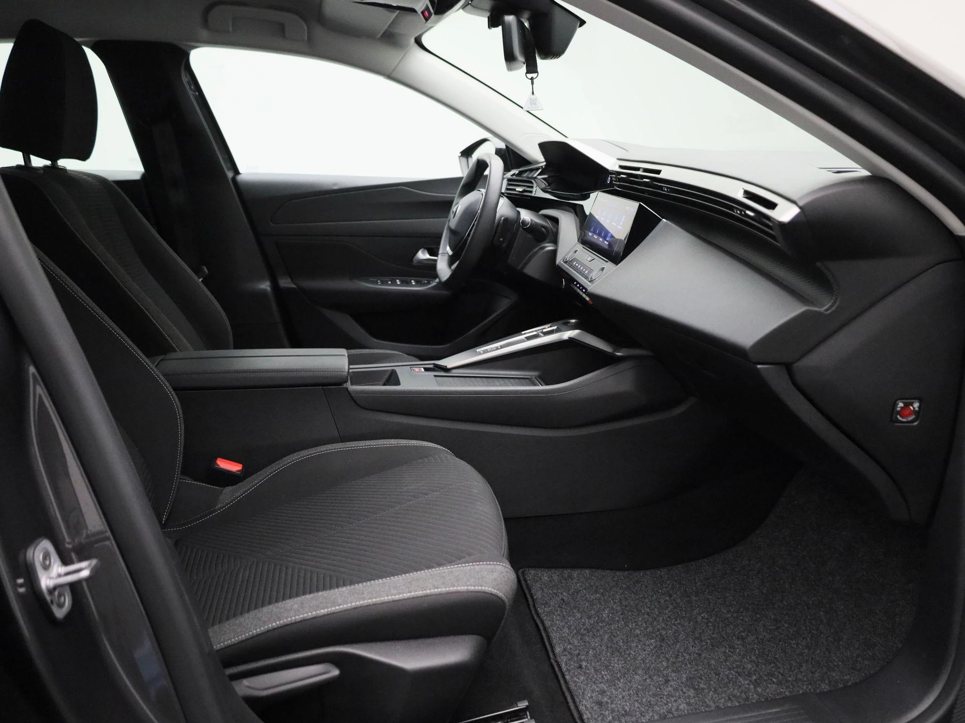Peugeot-308-image-27