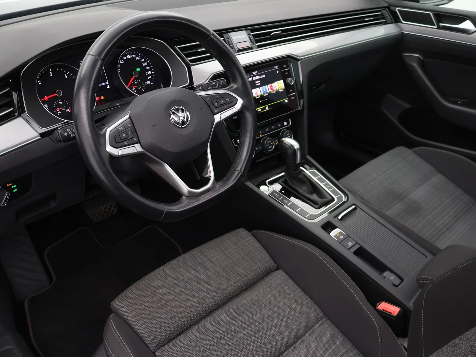 Volkswagen Passat Variant Passat Variant Style 'Business' 1.6 TDI SCR *120 pk *PANO*DSG*ACC*PDC*cruis control
