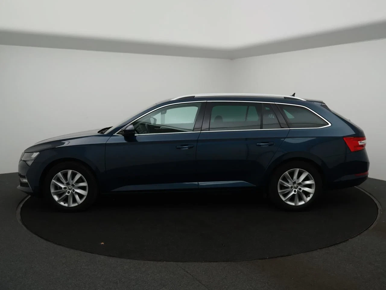 Škoda-Superb-image-16